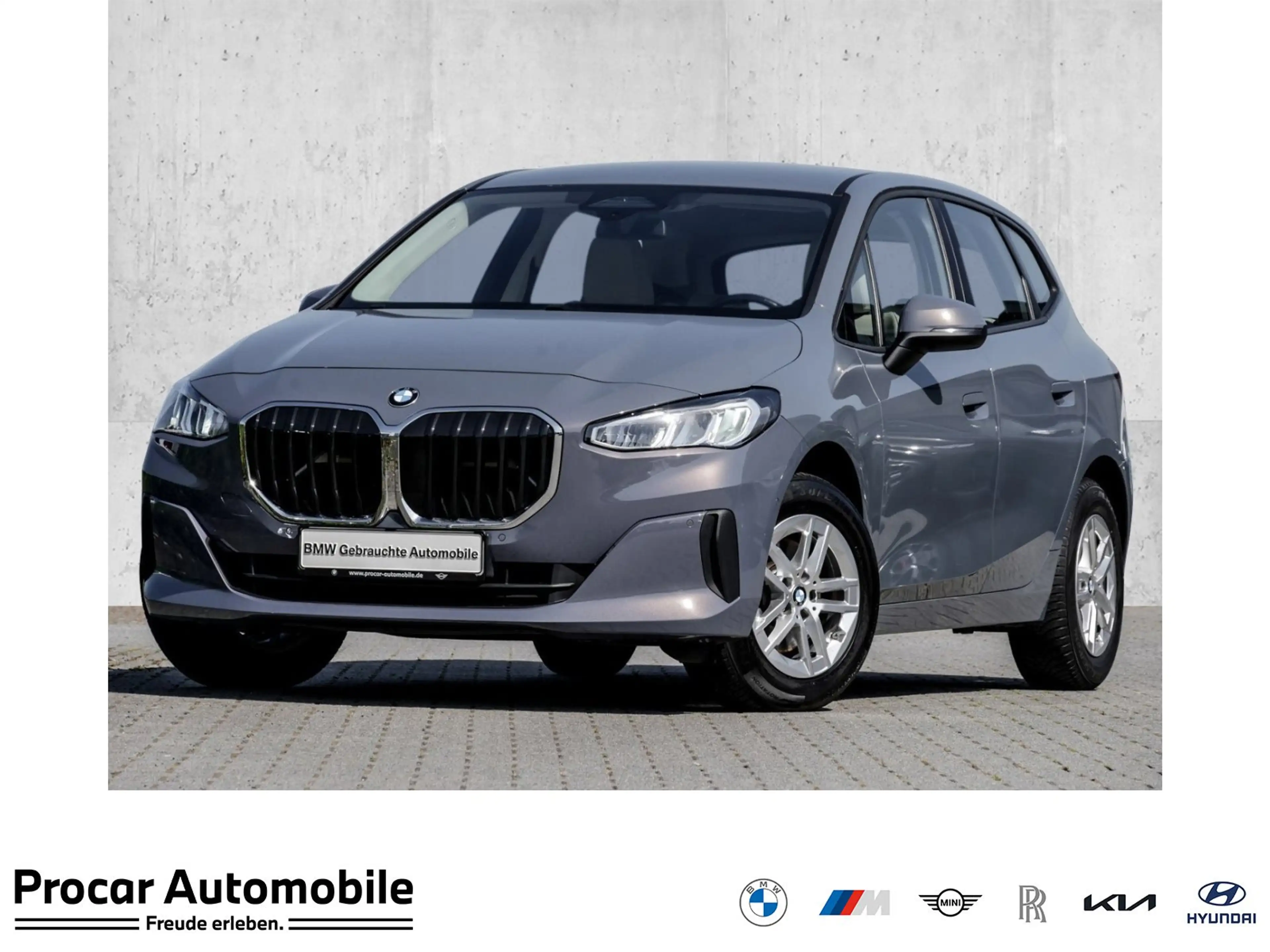 BMW 216 i AHK RFK LED Sound Syst. PDC V+H DAB Klima
