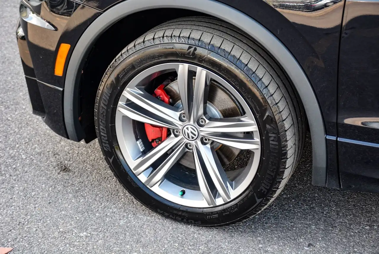 Volkswagen Tiguan снимка Volkswagen Tiguan
