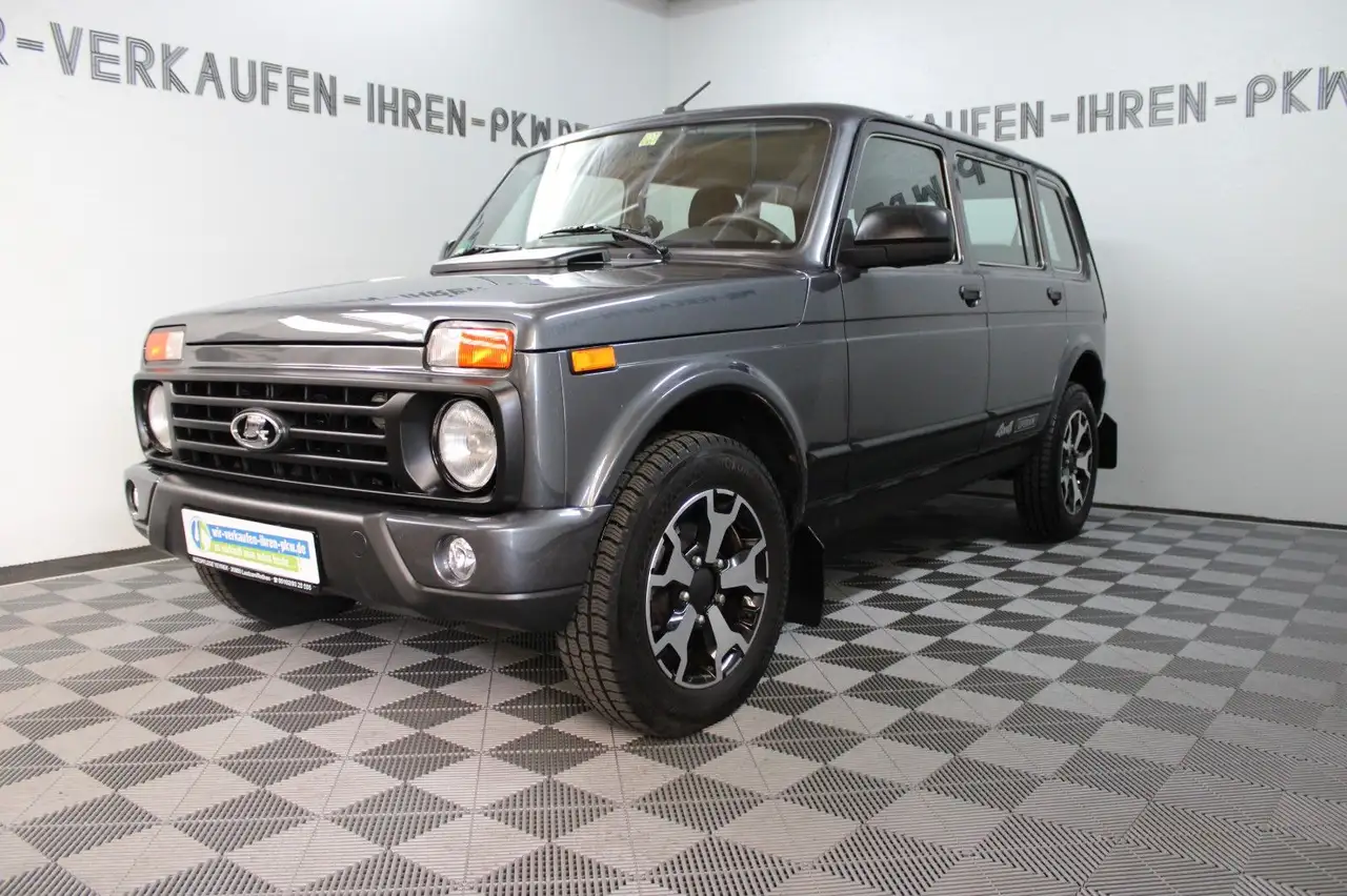 Lada Niva