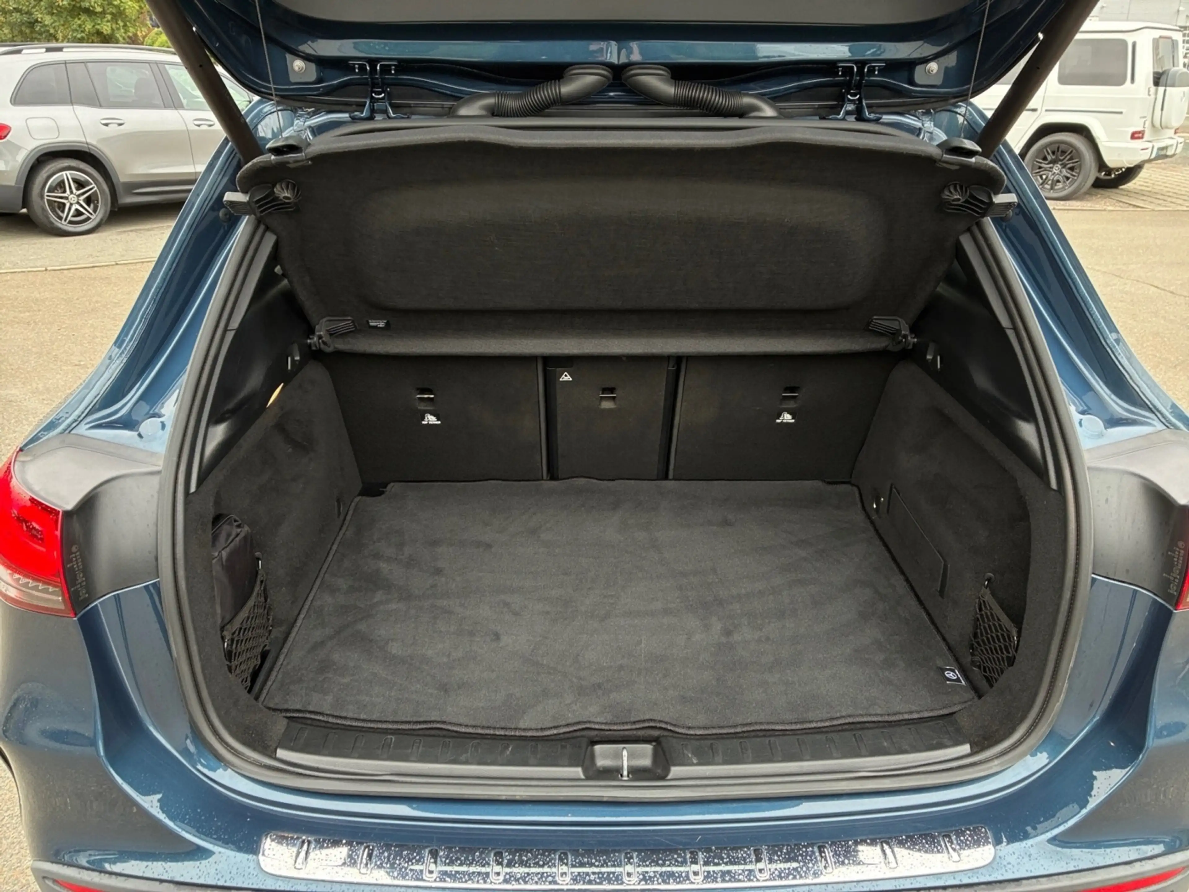 Mercedes-Benz GLA 35 AMG AMG GLA 35 4MATIC Multibeam*StandHz*360 — photo 13