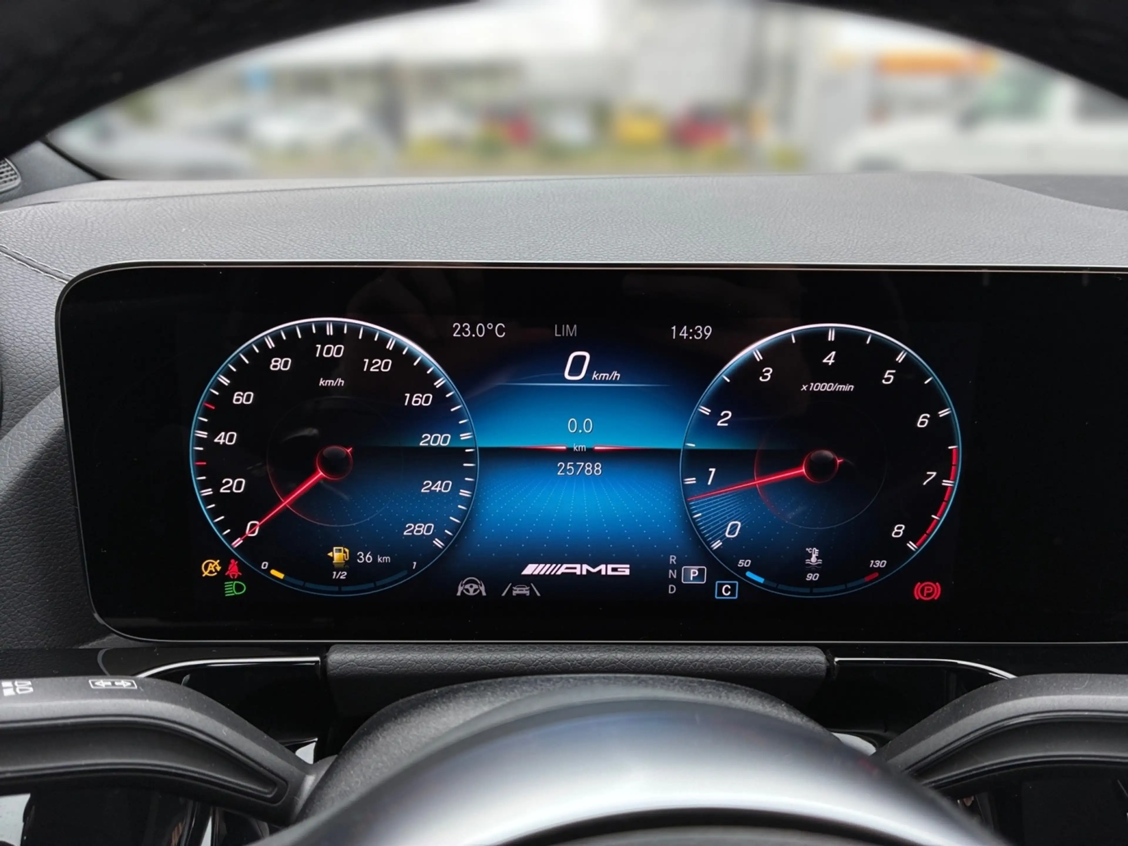 Mercedes-Benz GLA 35 AMG AMG GLA 35 4MATIC Multibeam*StandHz*360 — photo 6