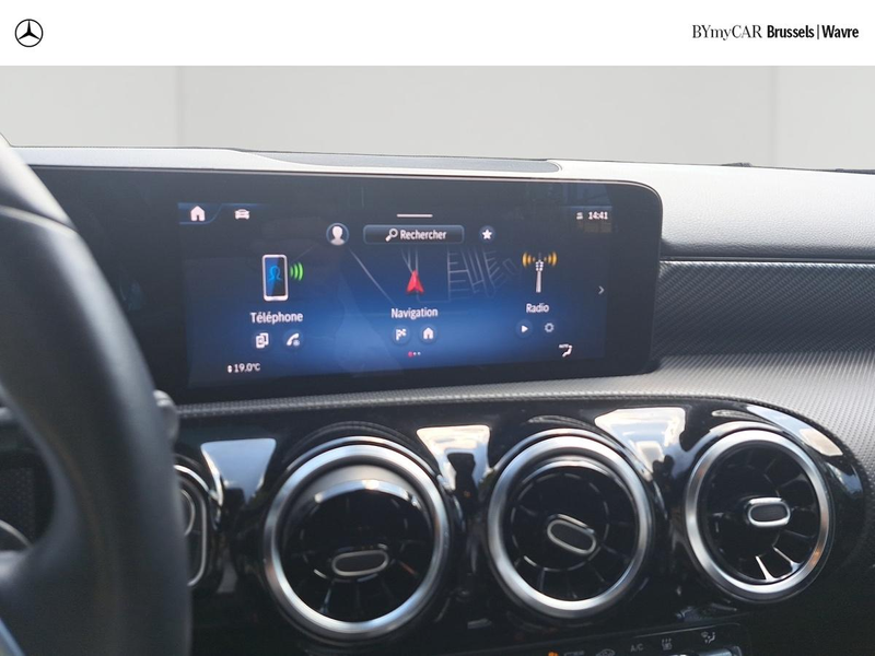 Mercedes-Benz A 250 A e Luxury Line — photo 12