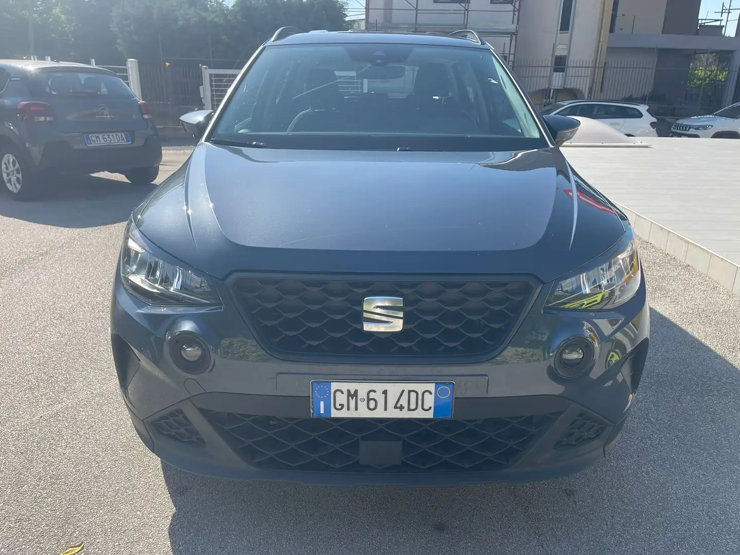 SEAT Arona Arona 1.0 ecotsi Style 95cv Gris - 1