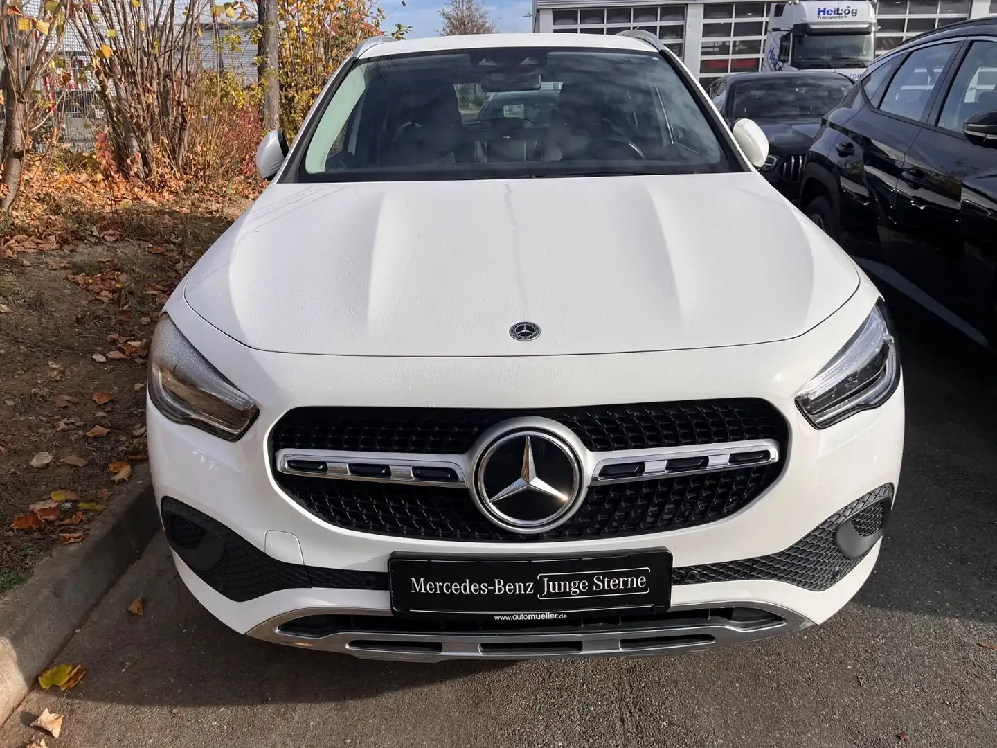 Mercedes-Benz GLA 200 Automatik LED Navi Leder Kamera Blanc - 2
