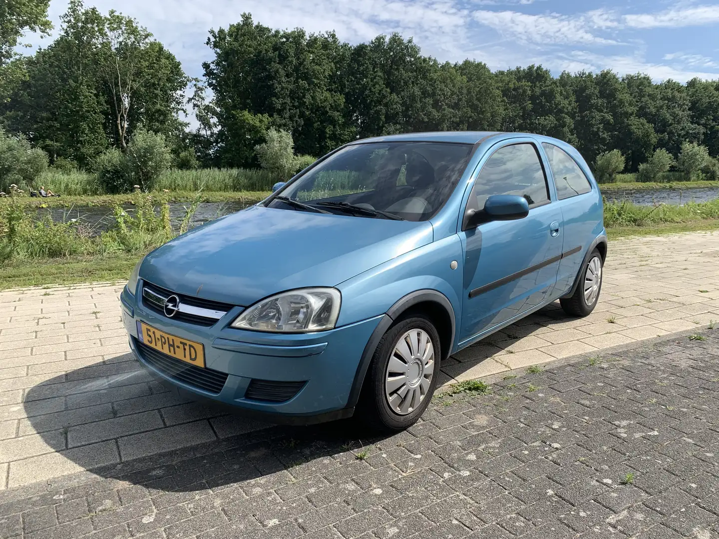 Opel Corsa 1.0-12V Enjoy Azul - 2