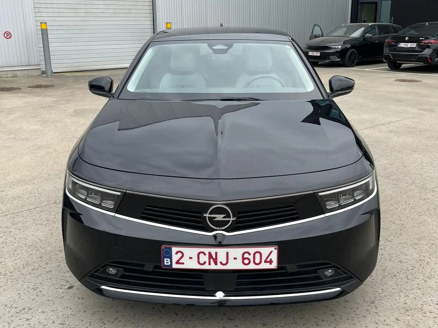 Opel Astra Astra 1.2 Turbo Elegance Zwart - 1