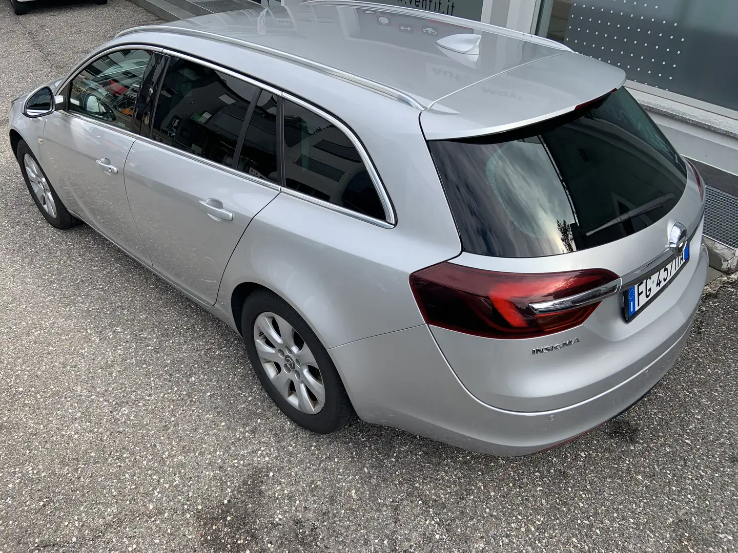 Opel Insignia Sports Tourer Tourer 1.6 cdti Cosmo 136cv at6 Argento - 1