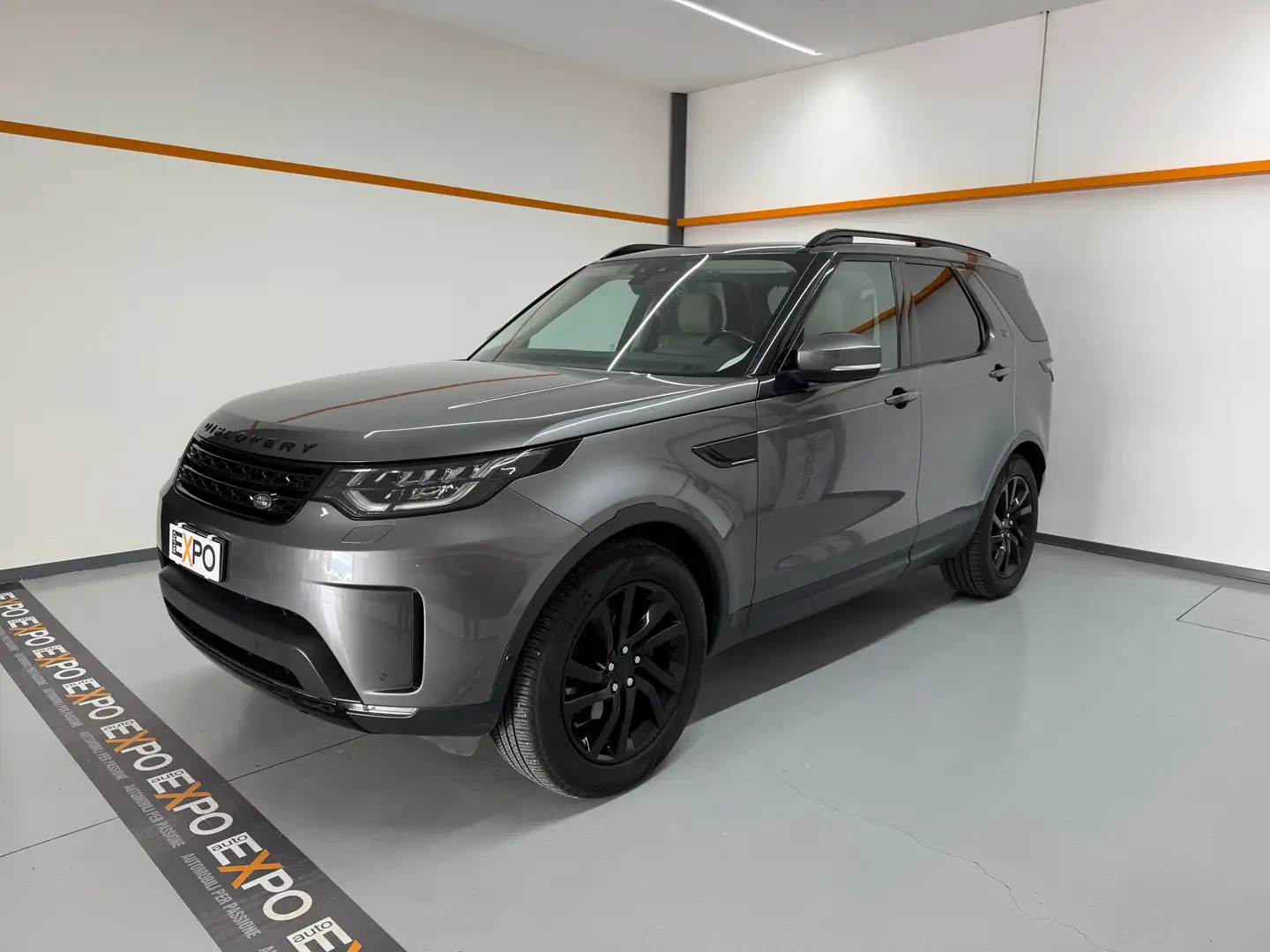 Land Rover Discovery Discovery 2.0 sd4 HSE 240cv 7p Gris - 1