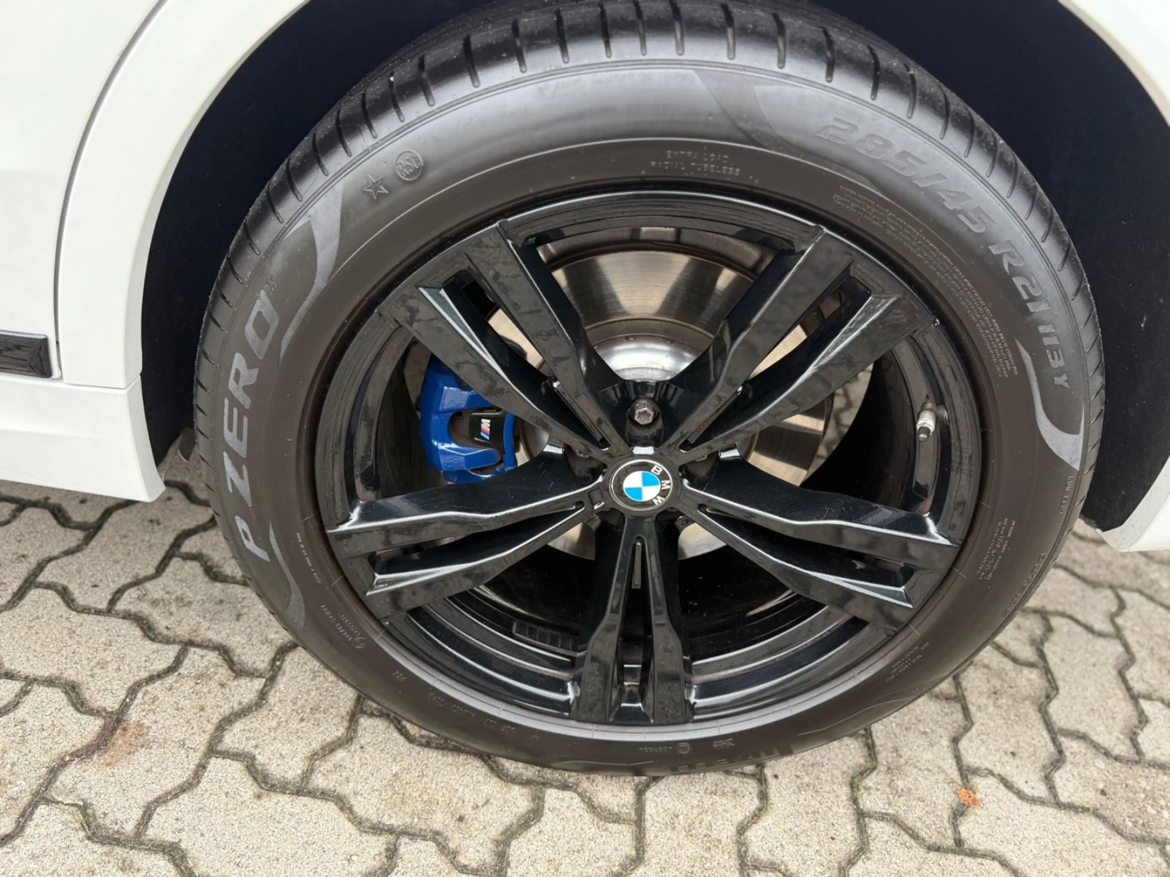 BMW X7 xDrive 40d M- Sportpaket 7 SITZE-PANO-360-AHK — photo 21