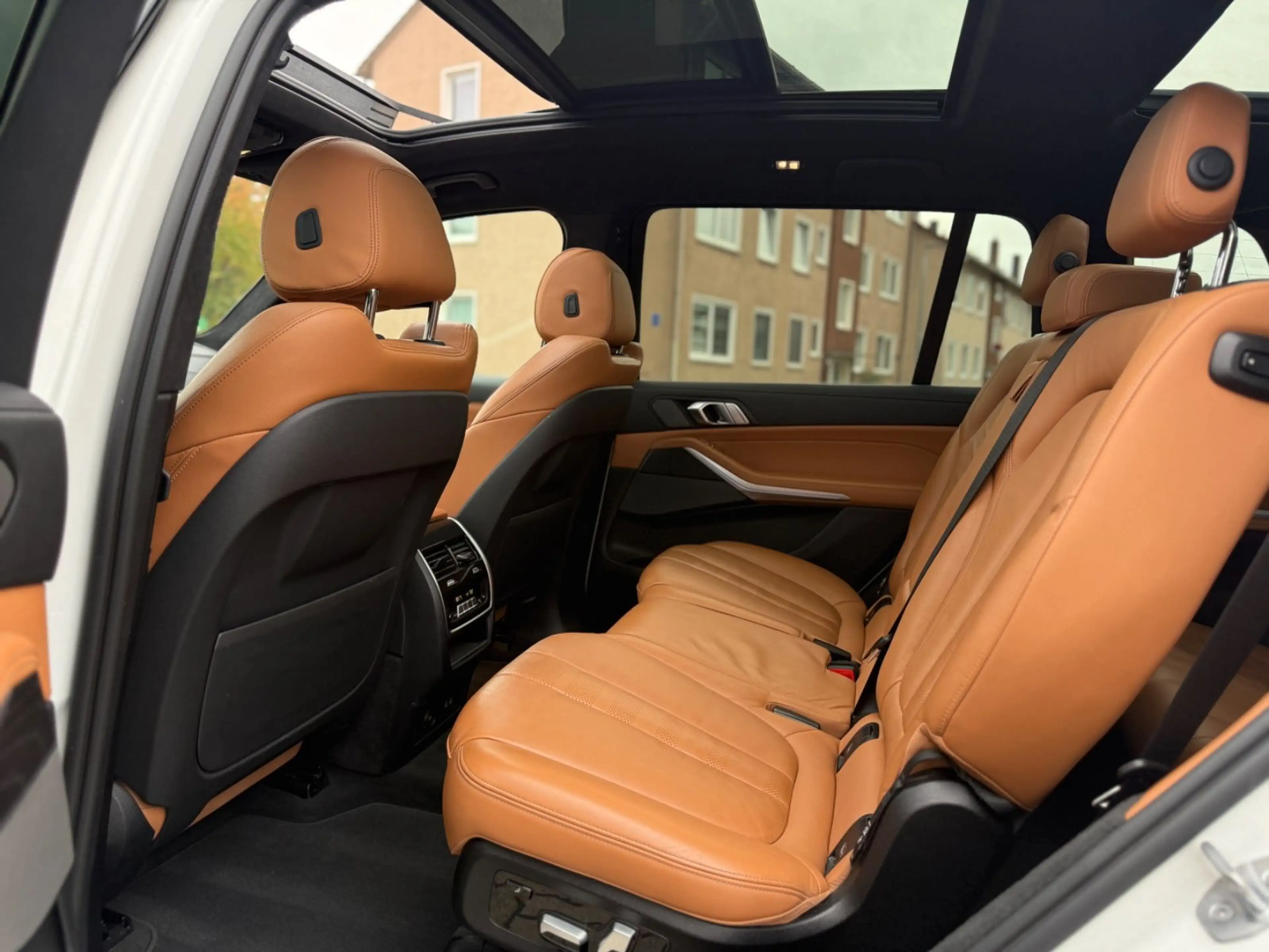 BMW X7 xDrive 40d M- Sportpaket 7 SITZE-PANO-360-AHK — photo 12