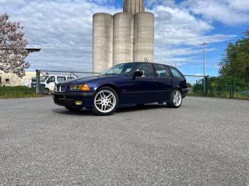 Touring 328i A