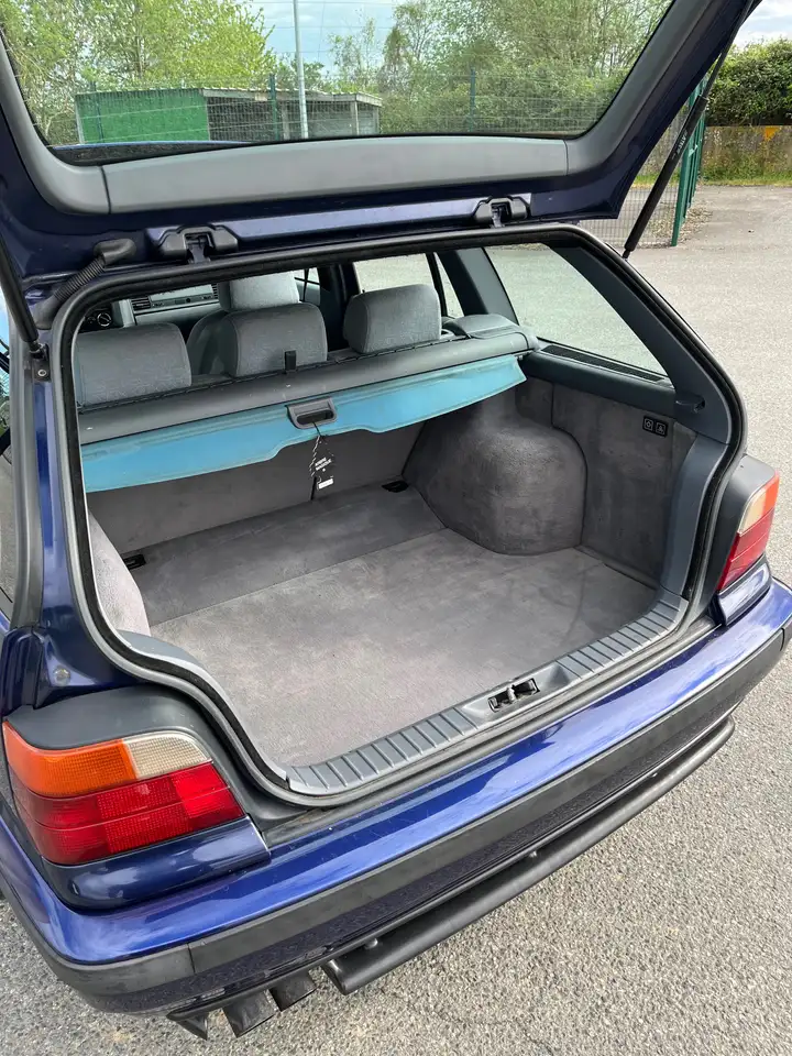 BMW 328 Touring 328i A, foto 9