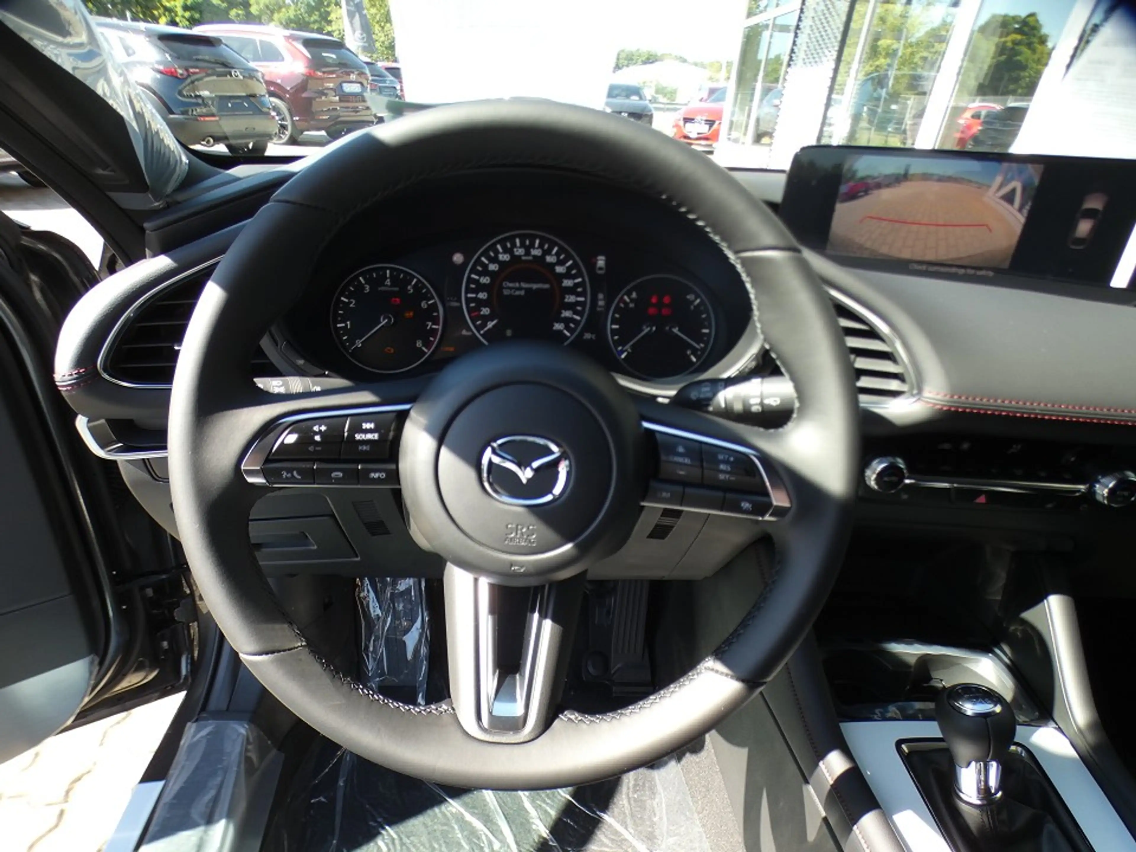 Mazda 3 2.5L e-SKYACTIV G 140ps 6MT FWD Homura — photo 13