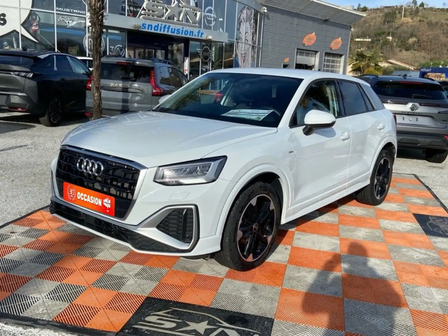 Audi Q2 30 TFSI 110 BV6 S LINE Ext. GPS Caméra JA 18\u0026amp;quot; Blanc - 1