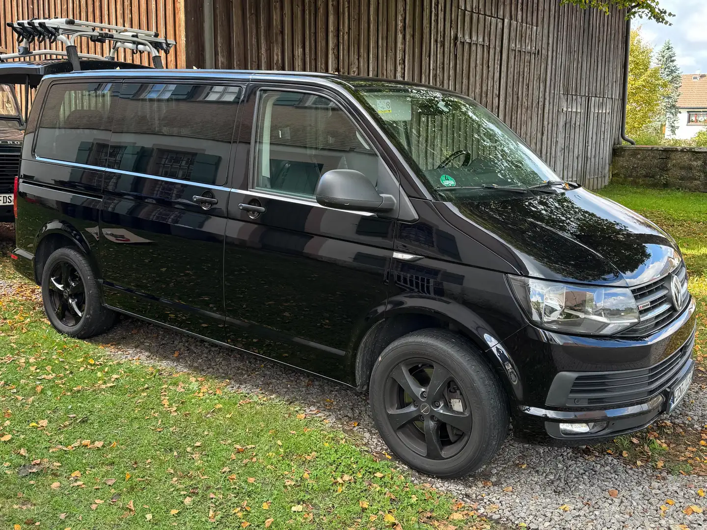 Volkswagen T6 Multivan Multivan DSG Kurz Trendline Schwarz - 1