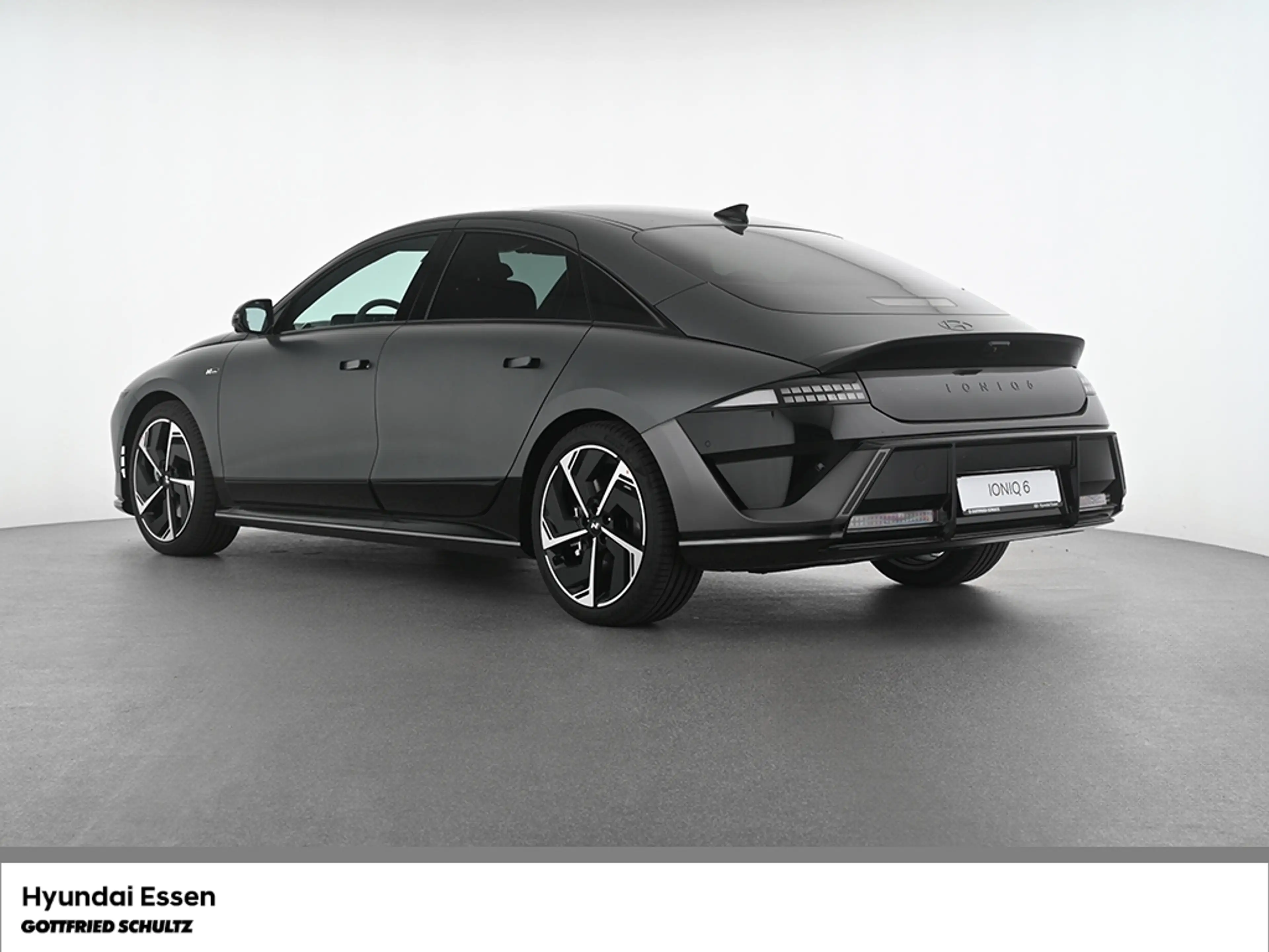 Hyundai IONIQ 6 Line X 4WD Glas-Schiebedach — photo 2