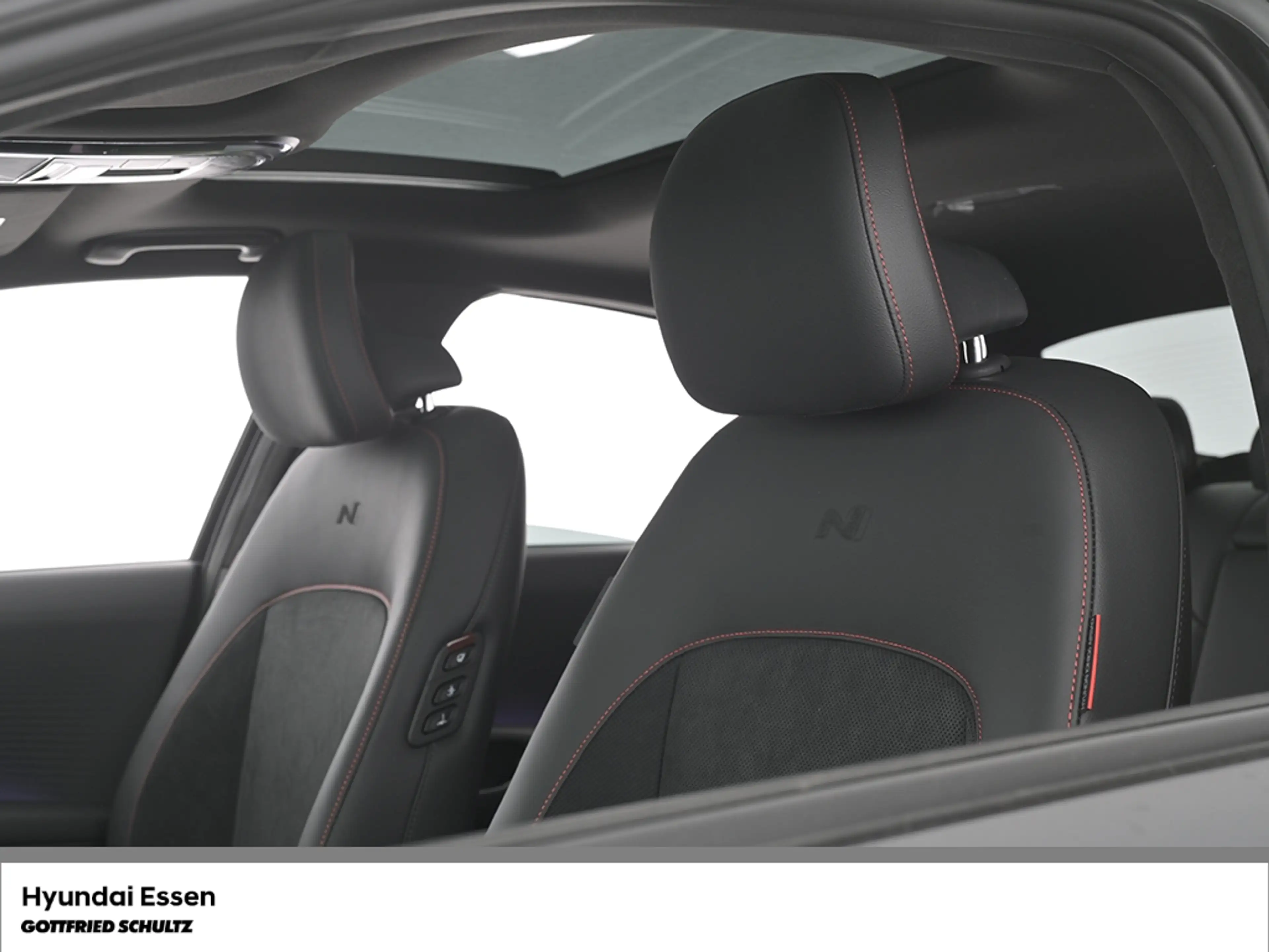Hyundai IONIQ 6 Line X 4WD Glas-Schiebedach — photo 9