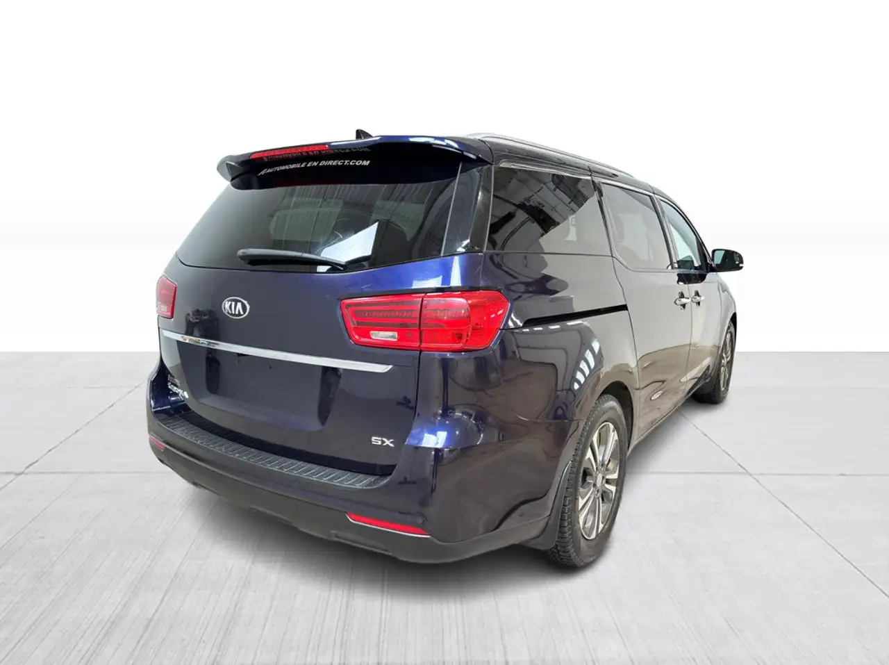 Kia Sedona снимка Kia Sedona