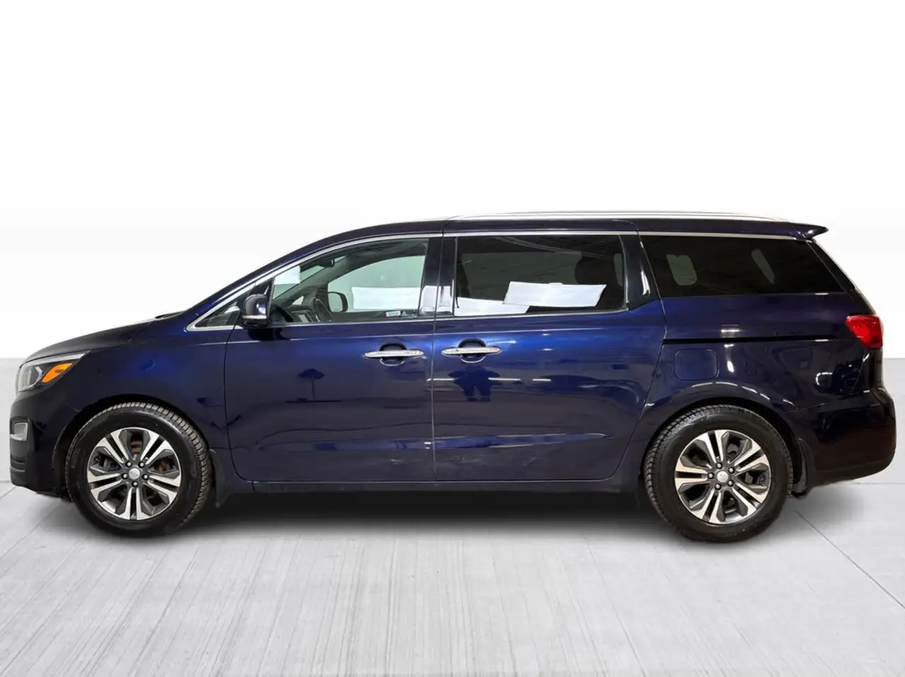Kia Sedona снимка Kia Sedona