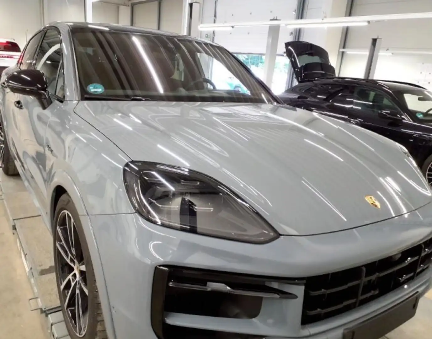 Porsche Cayenne Coupe S E-Hyb #PRSE! SPORTDESIGN! 22"ALU Grigio - 2