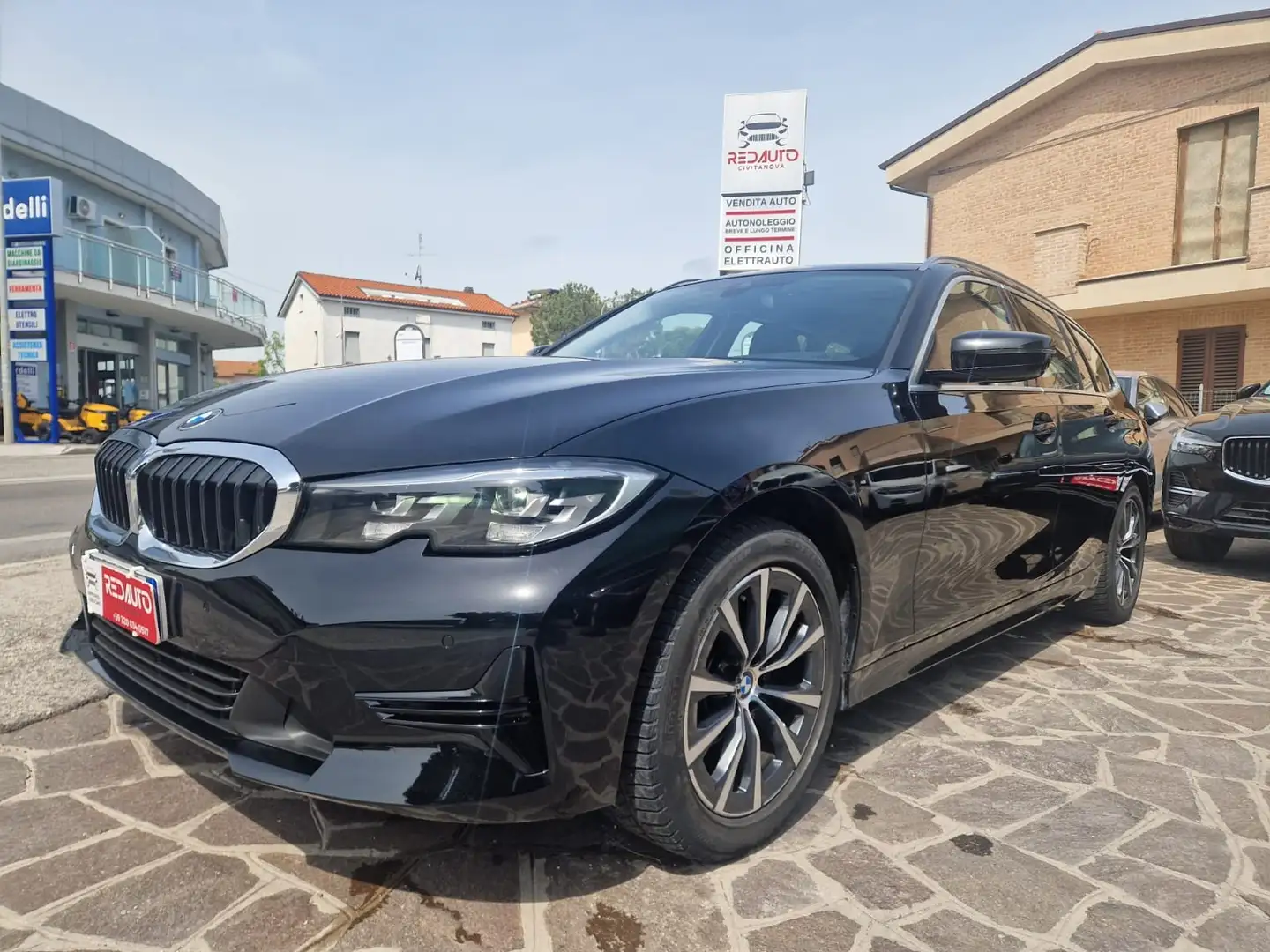 BMW 318 318d Touring Business Advantage auto Nero - 1
