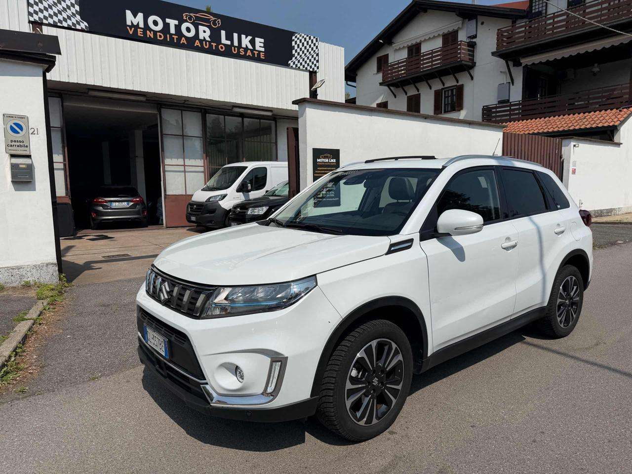 Suzuki Vitara 1.5 Hybrid A/T Starview