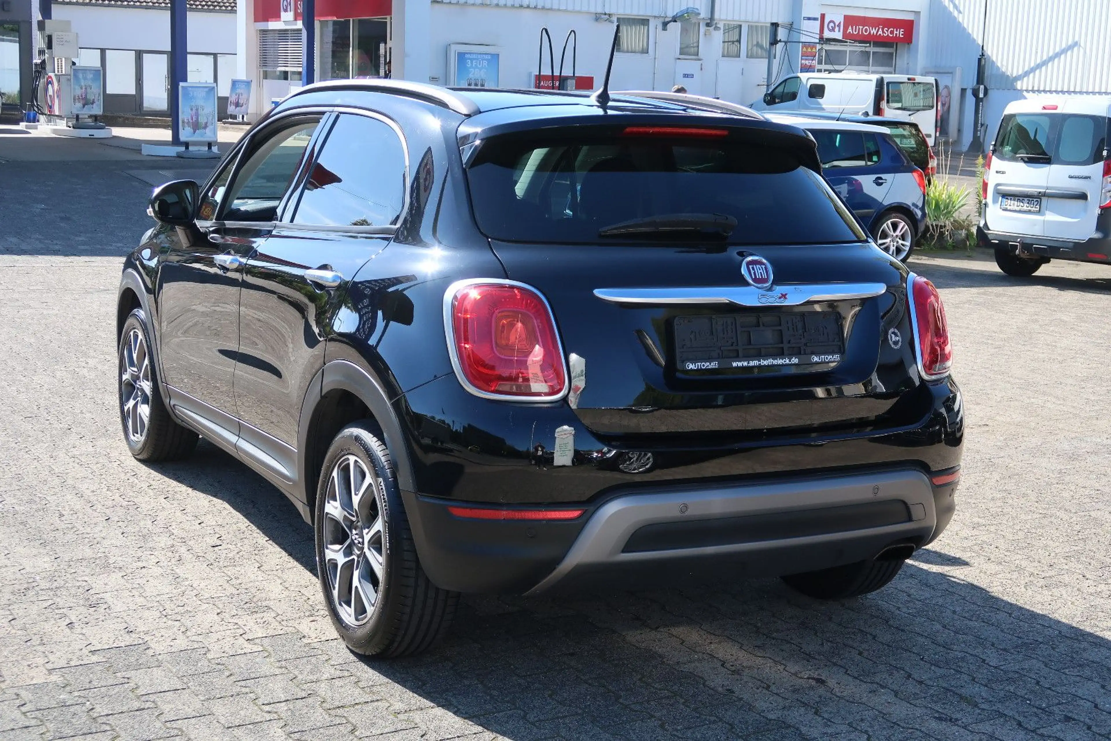 Fiat 500X Cross *TEILLEDER *TEMPOMAT *AHK — photo 4