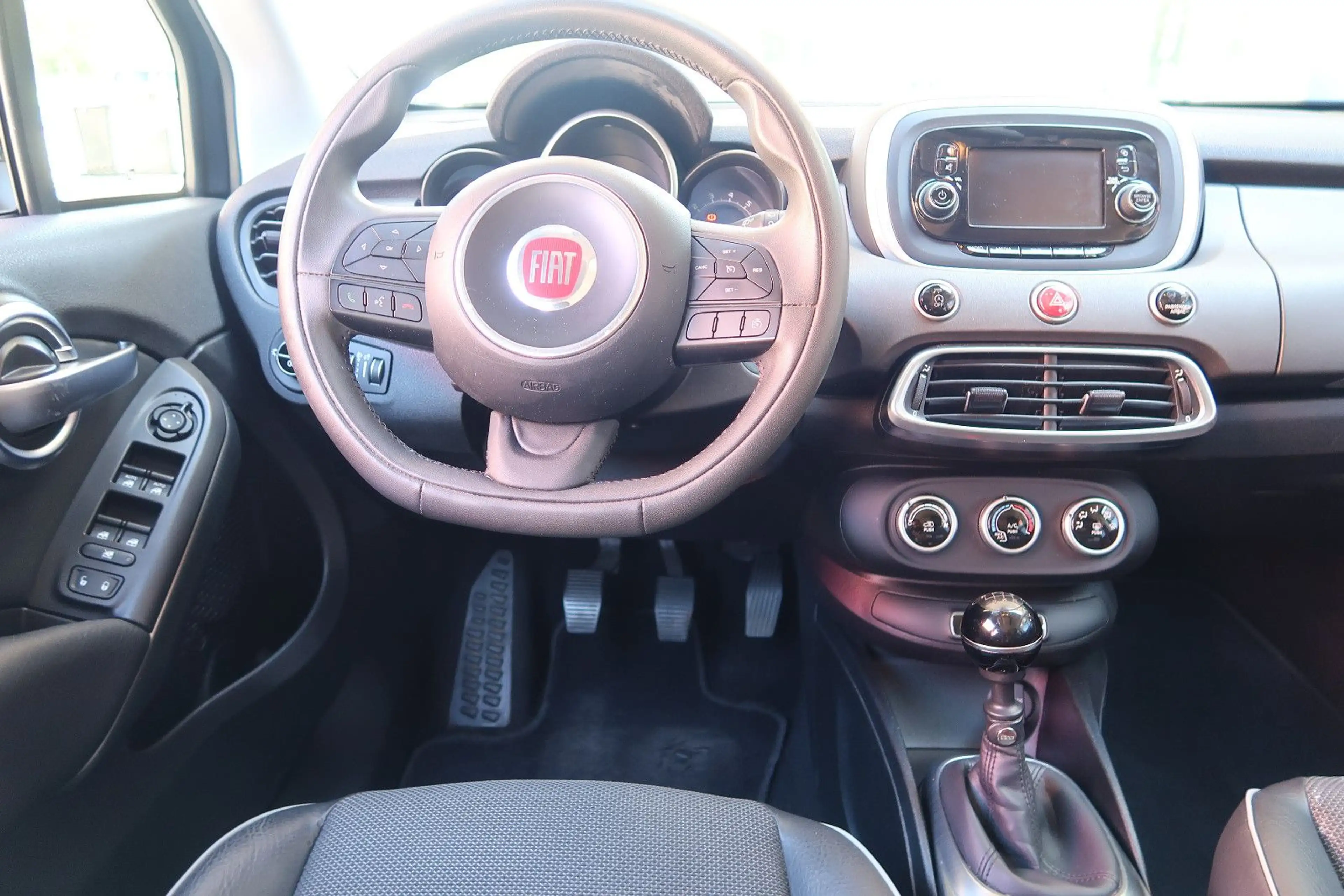 Fiat 500X Cross *TEILLEDER *TEMPOMAT *AHK — photo 12