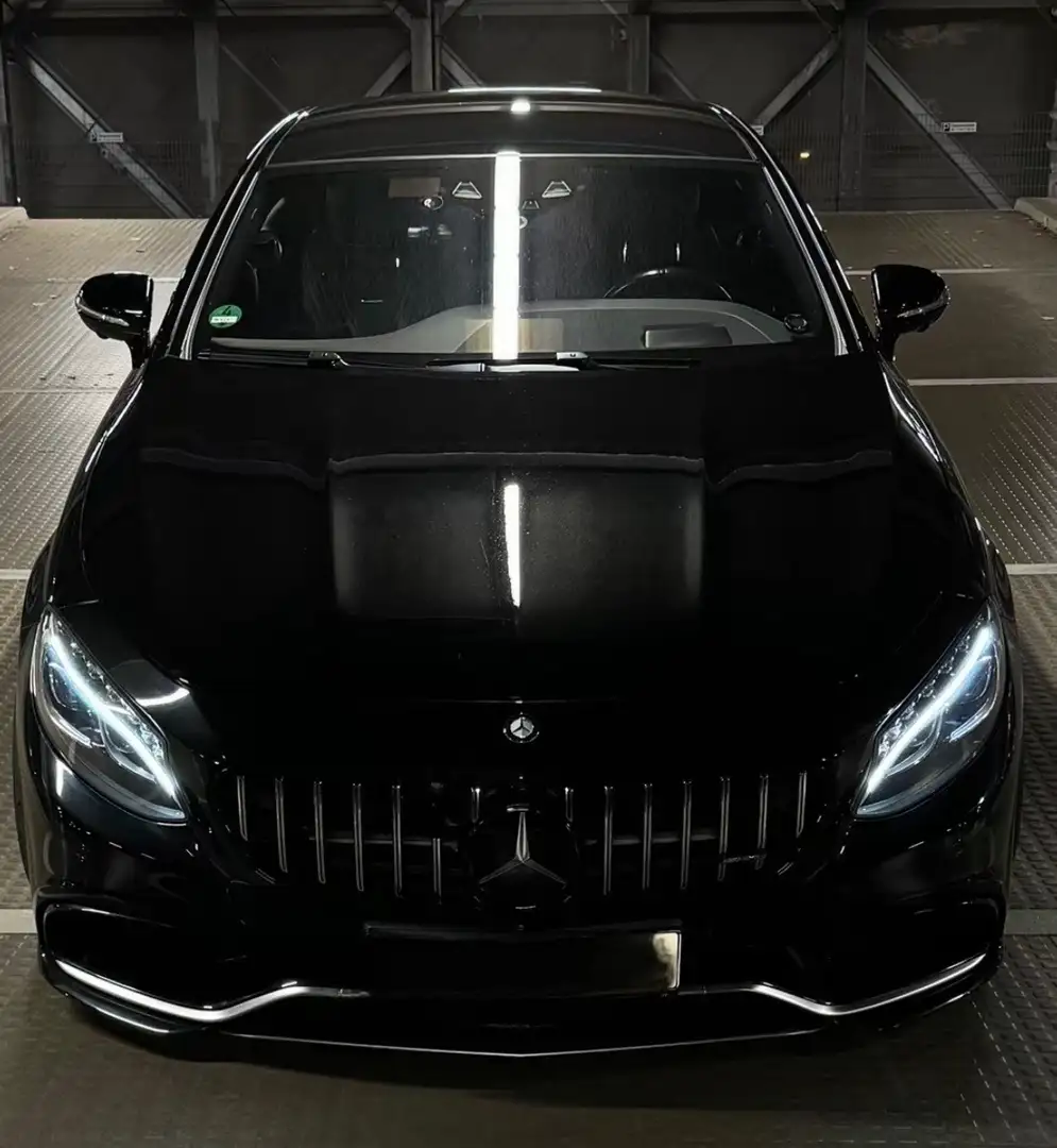 Mercedes-Benz S 63 AMG S 63 AMG 4Matic (217.378) Černá - 2