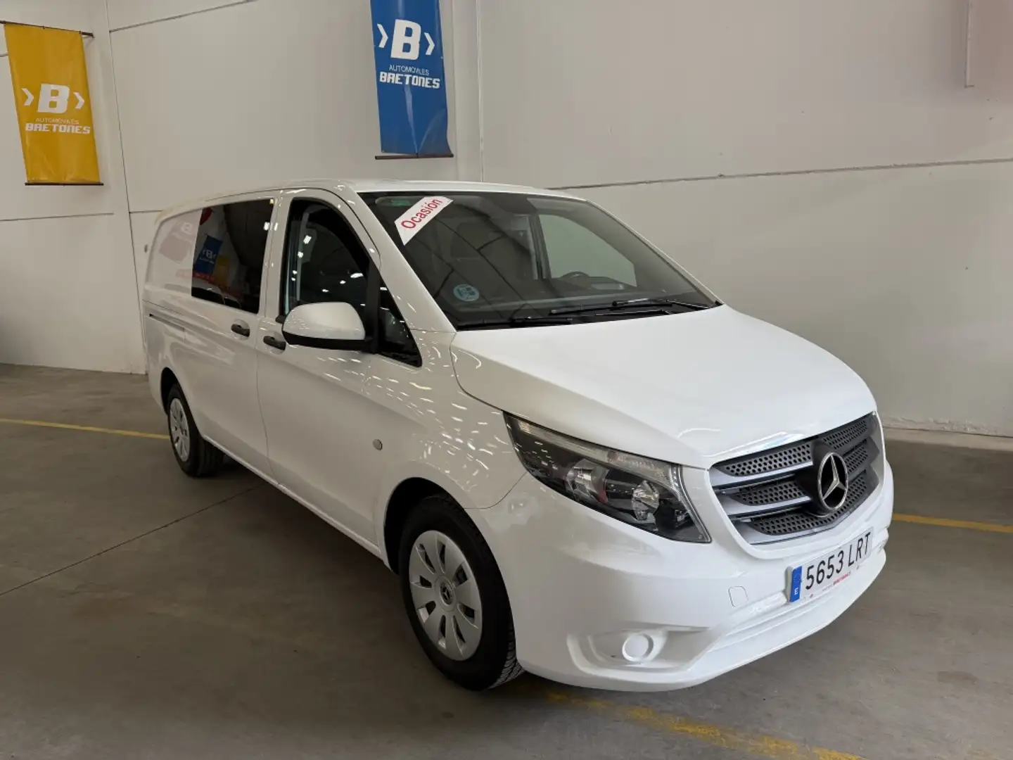 Mercedes-Benz Vito Mixto 110CDI tD Extralarga Blanco - 2