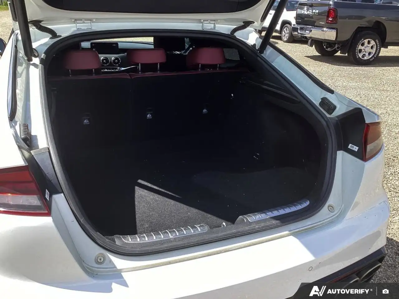 Kia Stinger fotografie Kia Stinger