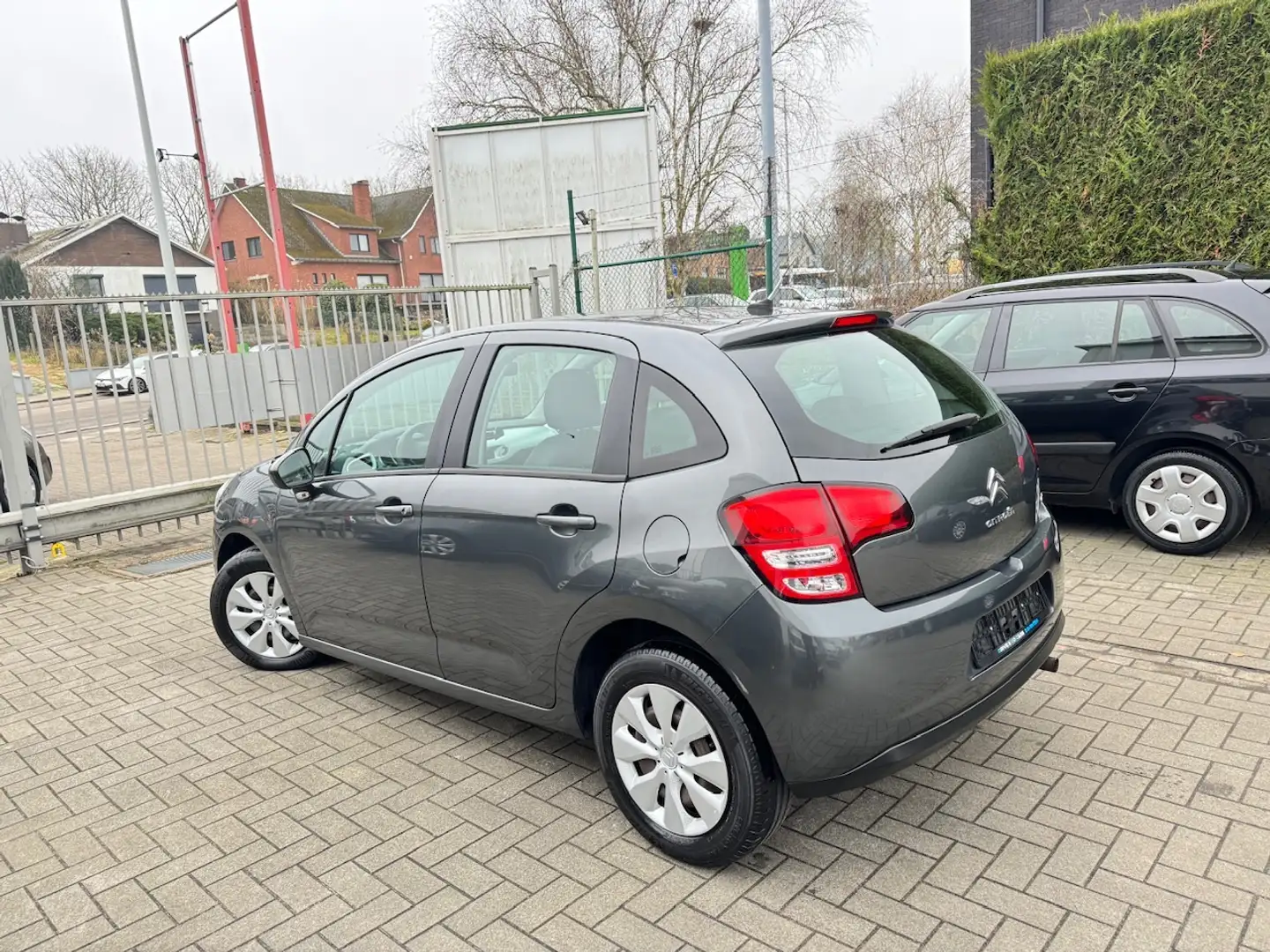 Citroen C3 1.1i Attraction - Airco ** 1 JAAR GARANTIE ** !! Gris - 2