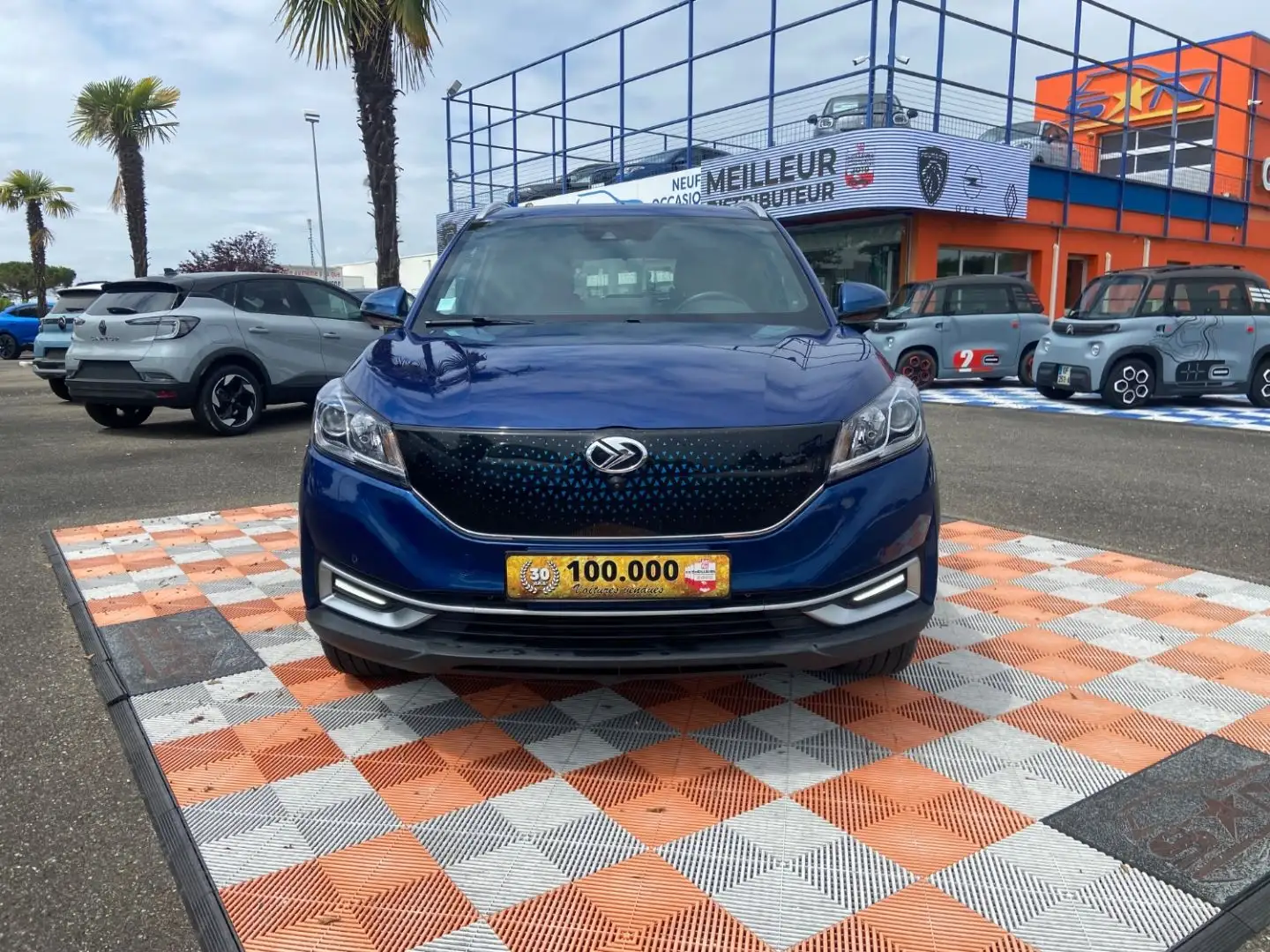 Seres LUXE 120kW (163ch) Toit Pano Ouvrant GPS Caméra 36 Blau - 1