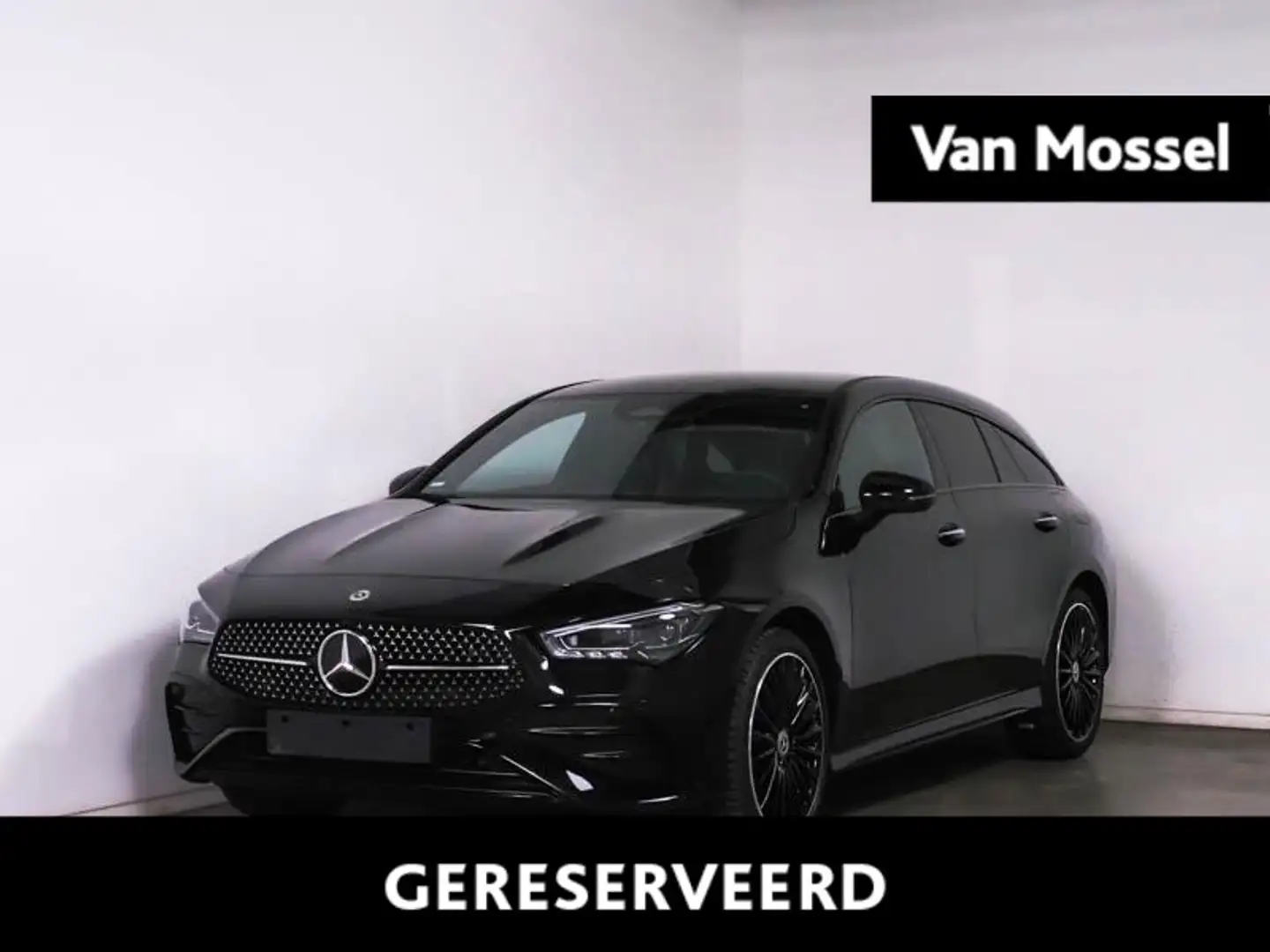Mercedes-Benz CLA 250 e AMG Line Shooting Brake + 19 INCH + NIGHTPAKKET Noir - 1