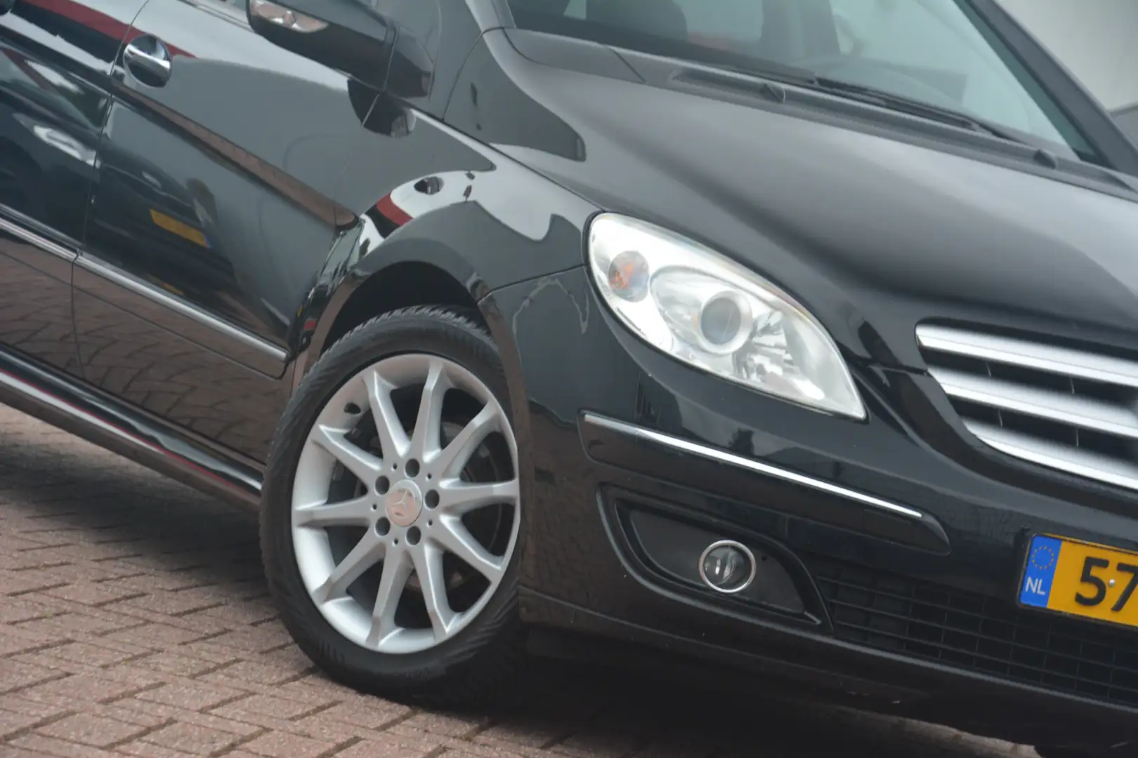 Mercedes-Benz B 170 | Elek Ramen | Airco | Radio | NL auto!! | Schwarz - 2