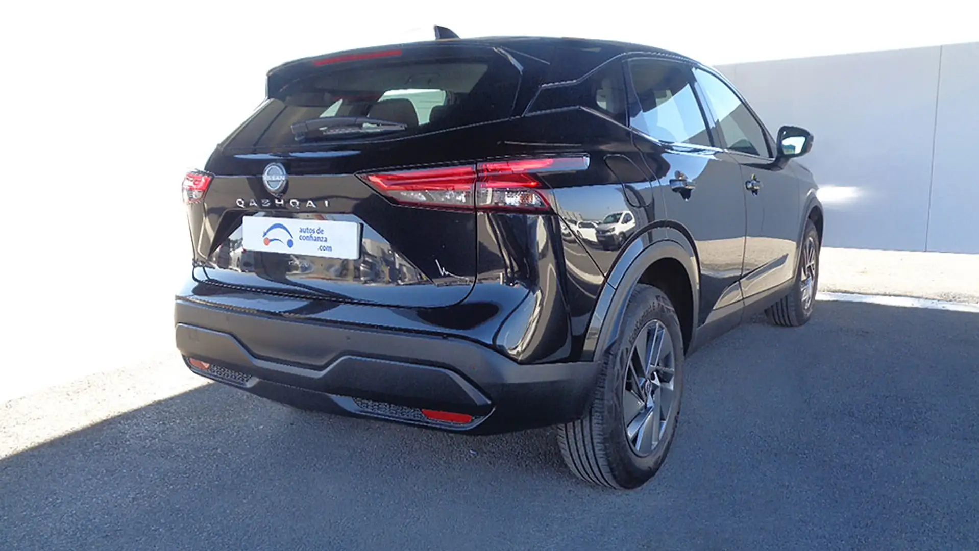 Nissan Qashqai 1.3 DIG-T mHEV 12V Acenta 4x2 103kW - 2