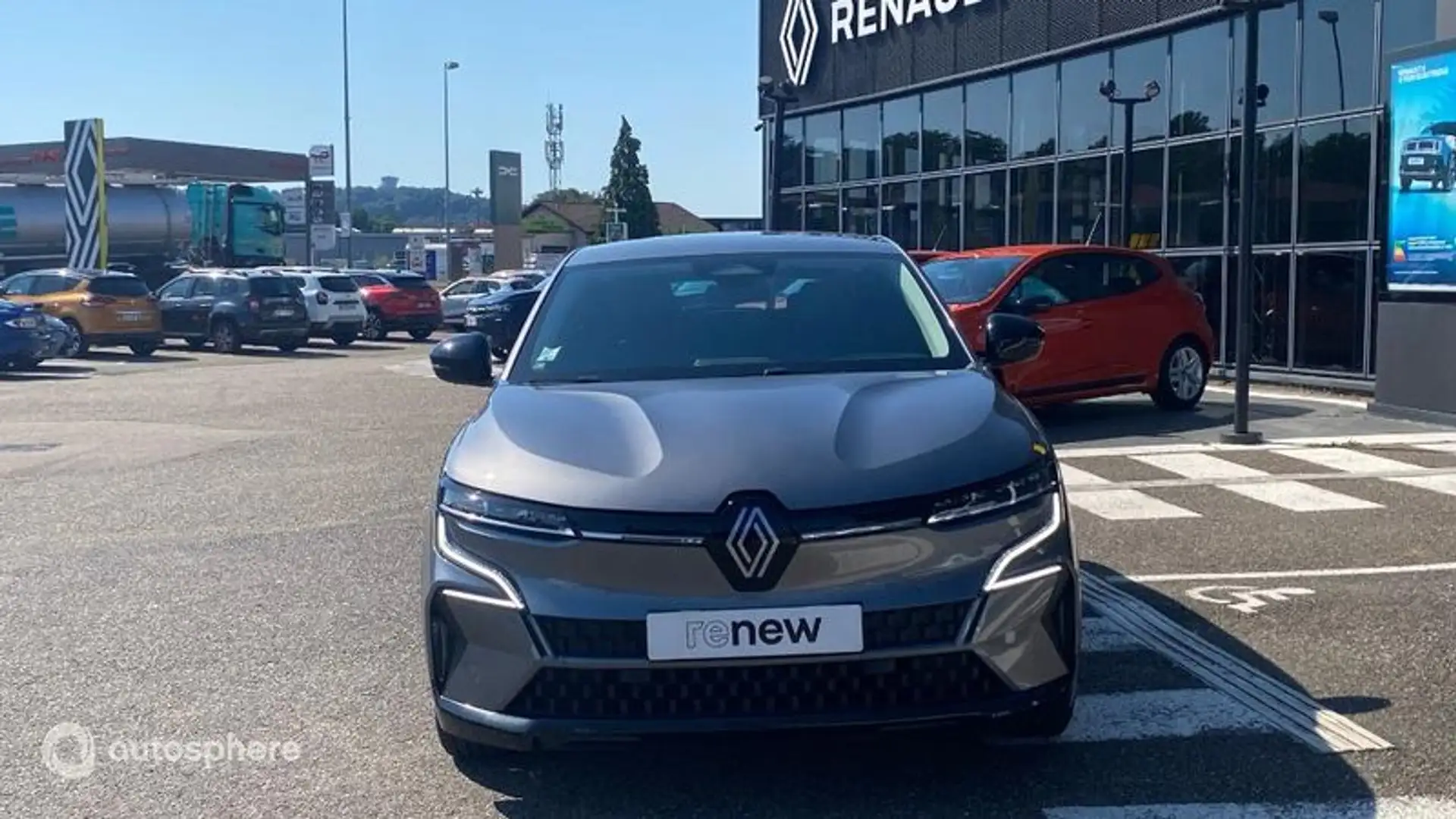Renault Megane E-Tech Electric EV40 130ch Equilibre standard char - 2
