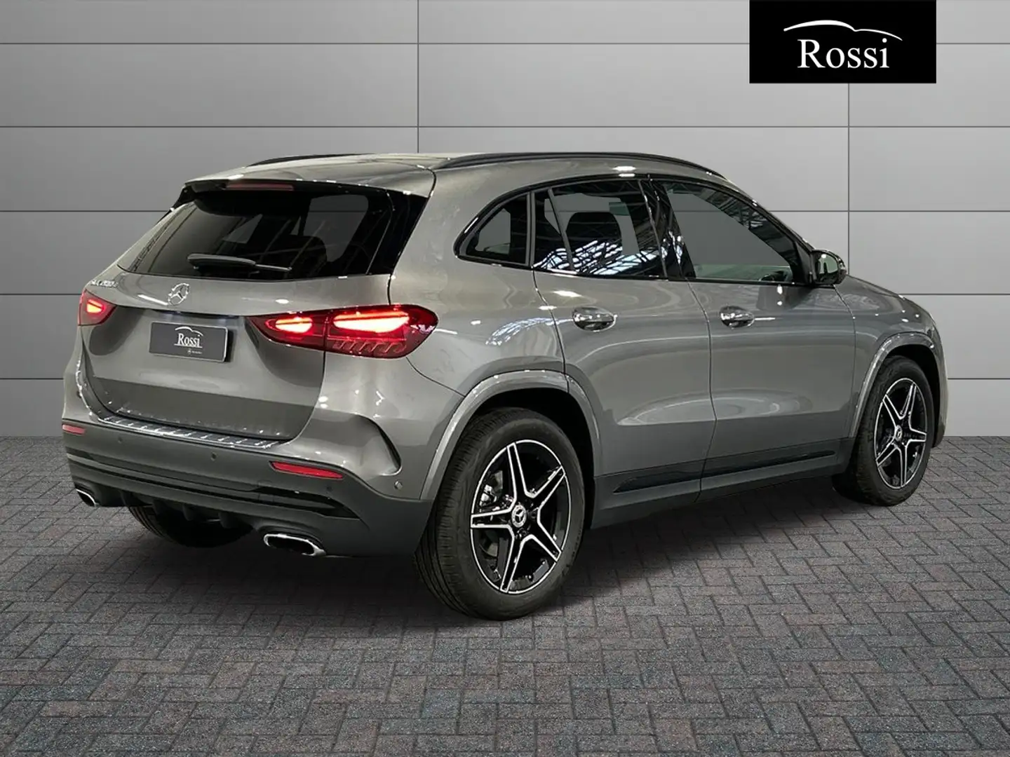 Mercedes-Benz GLA 200 d Automatic Grigio - 2