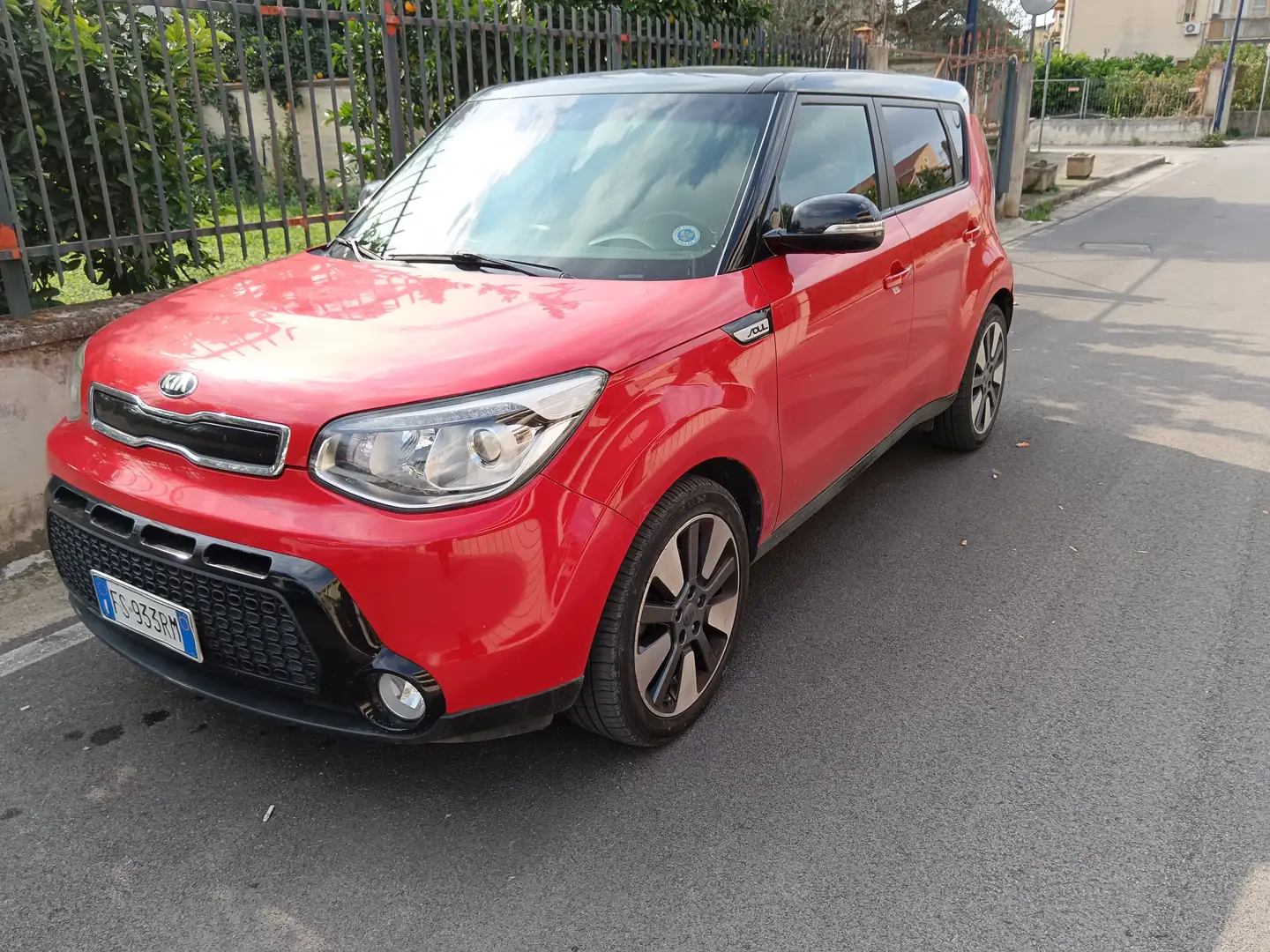 Kia Soul Soul 1.6 crdi 16v Your Soul 128cv E6 Roşu - 2