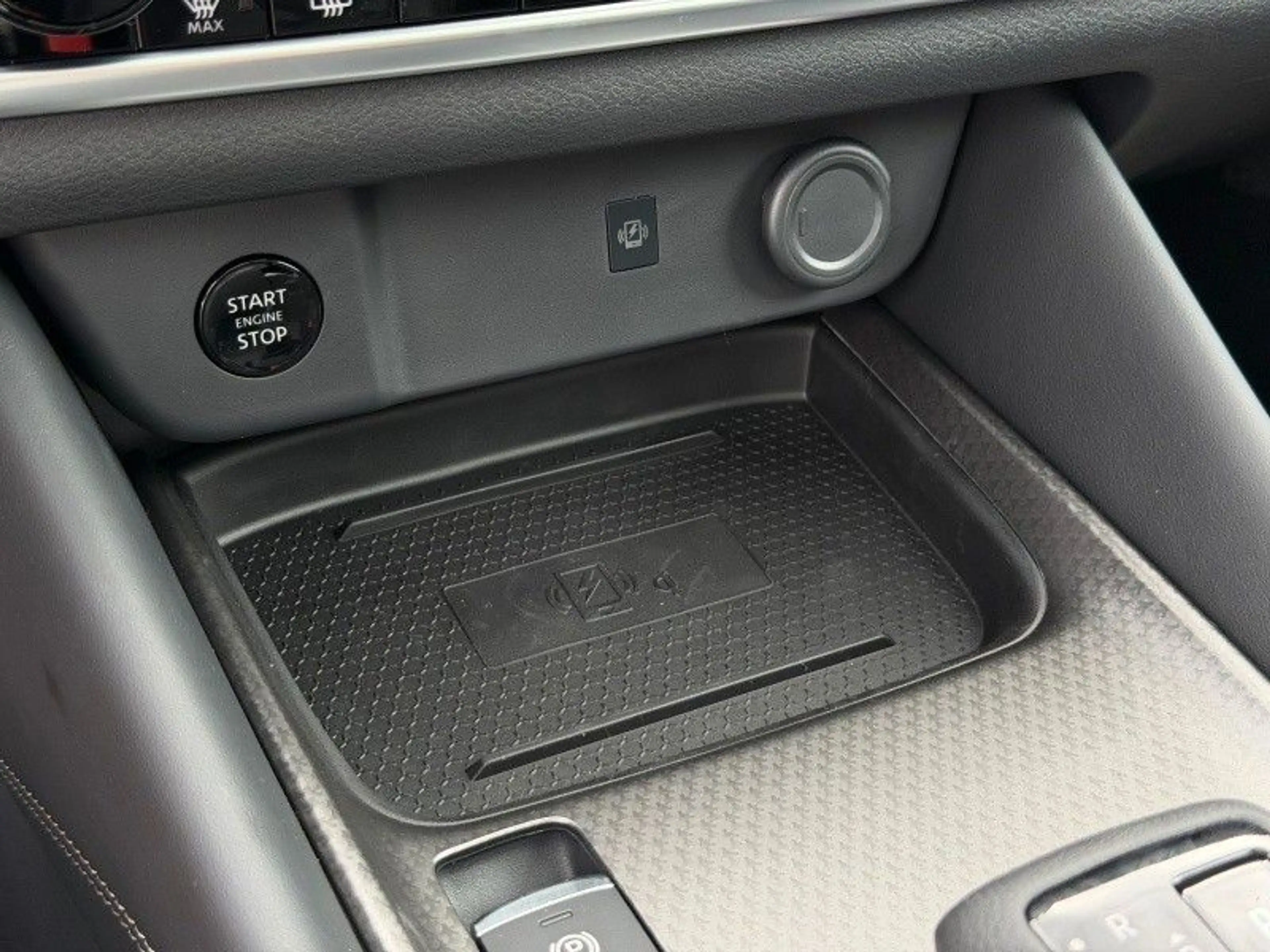 Nissan Qashqai N-Connecta /PANO/ACC/WINTER/360°/18" — photo 12