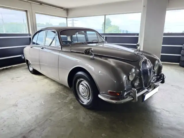 Jaguar S-Type 3.4 S Linkslenker Schalter