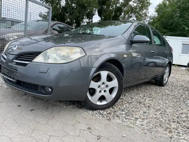 Nissan Primera Visia