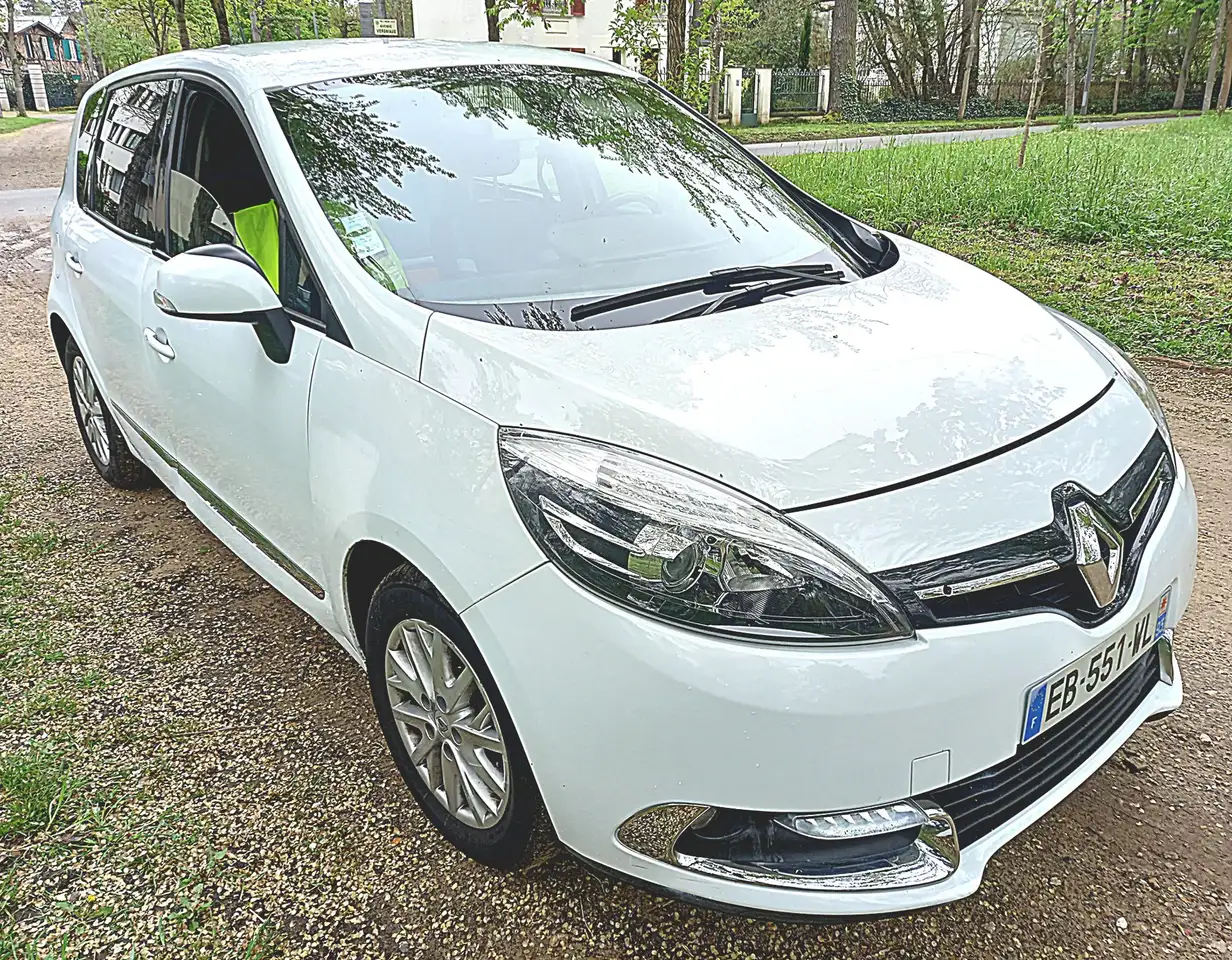 Renault Grand Scenic ScÃ©nic TCe 130 Energy Expression 5 pl