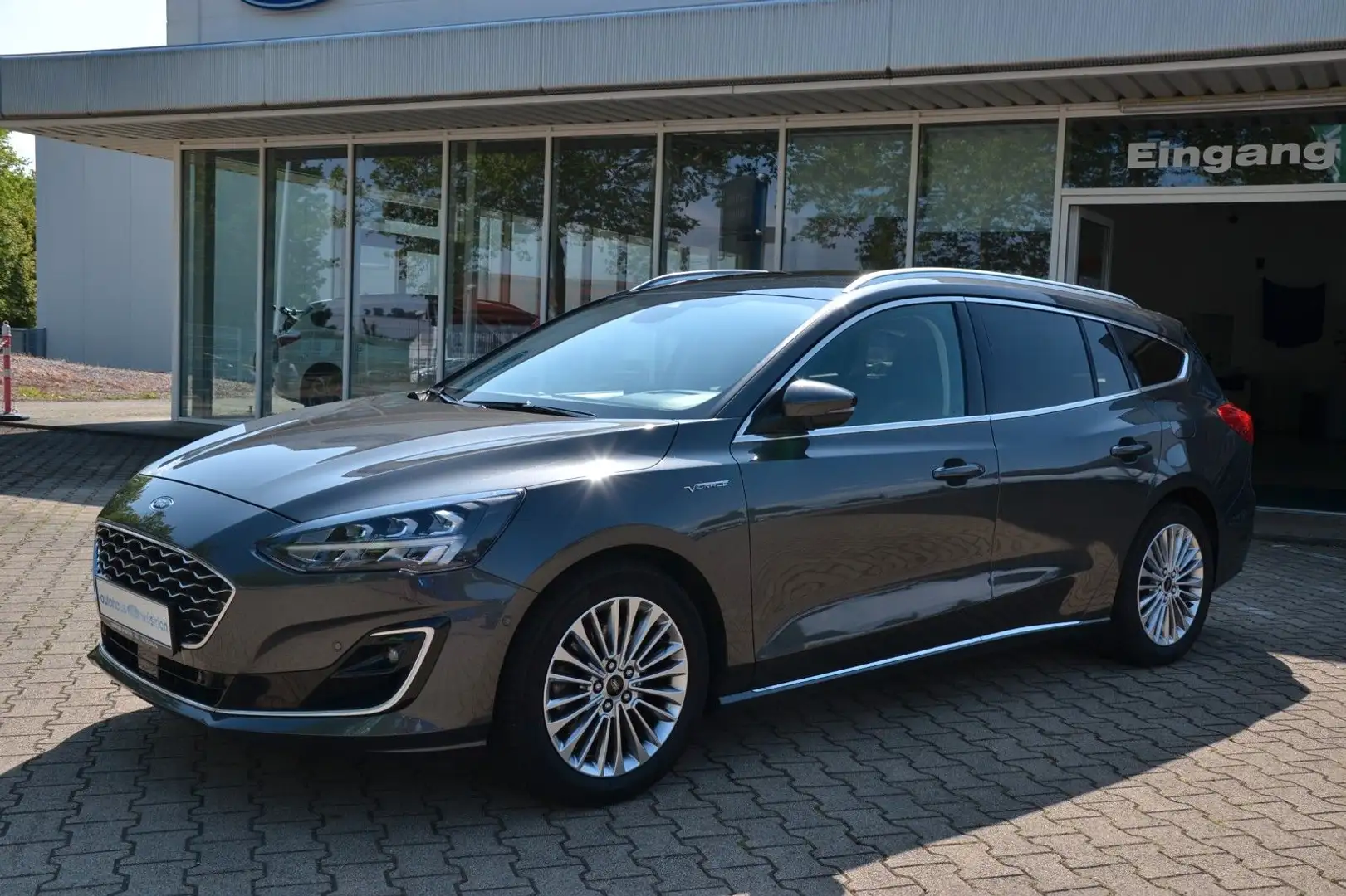 Ford Focus Turnier Vignale |HUD|Navi|LED|Pano|B&O|GjR Grau - 1