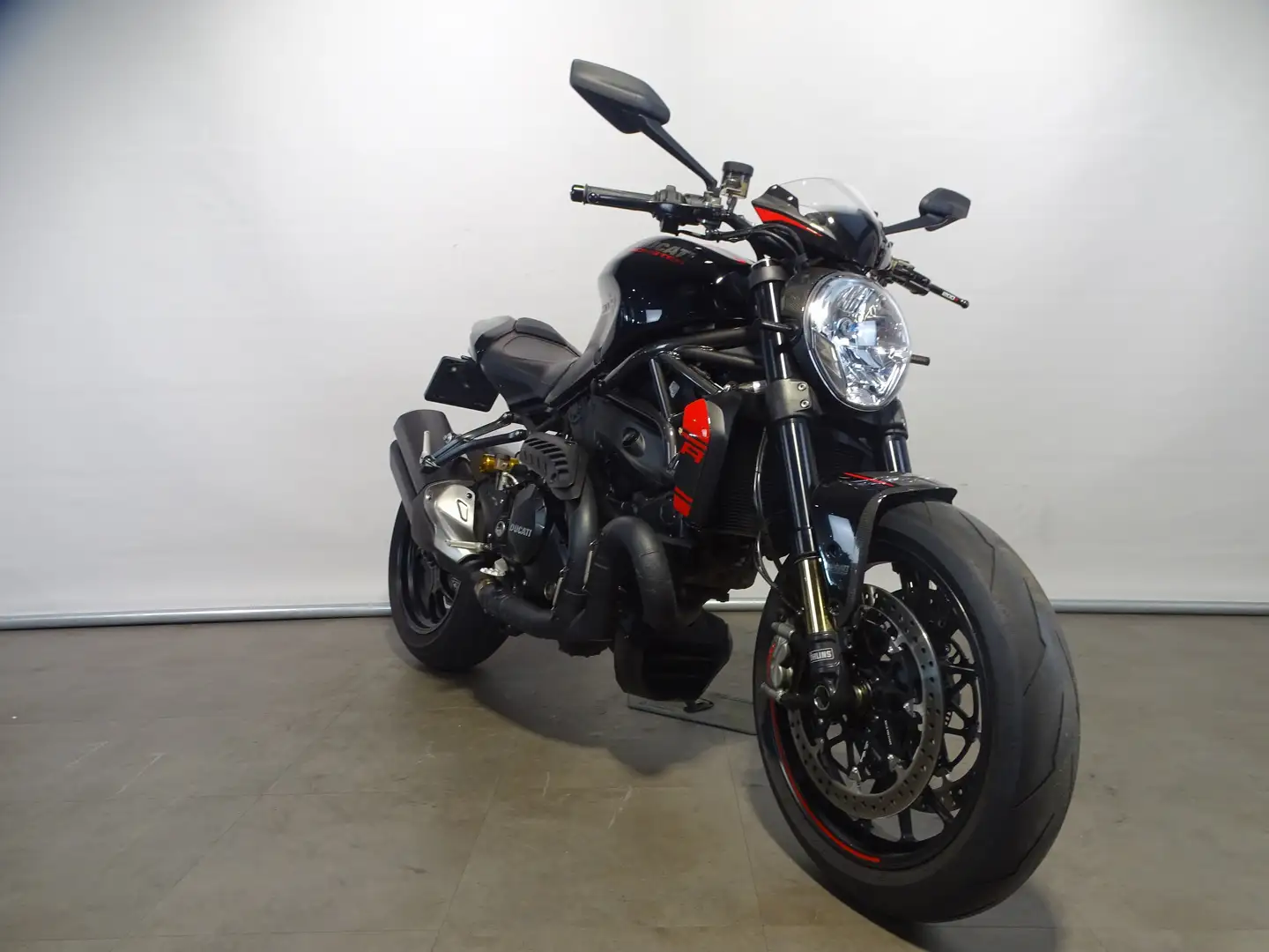 Ducati Monster 1200 R Negru - 2