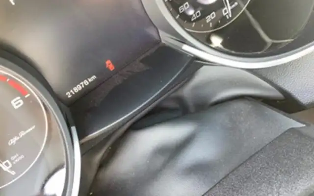 Alfa Romeo Stelvio view 2