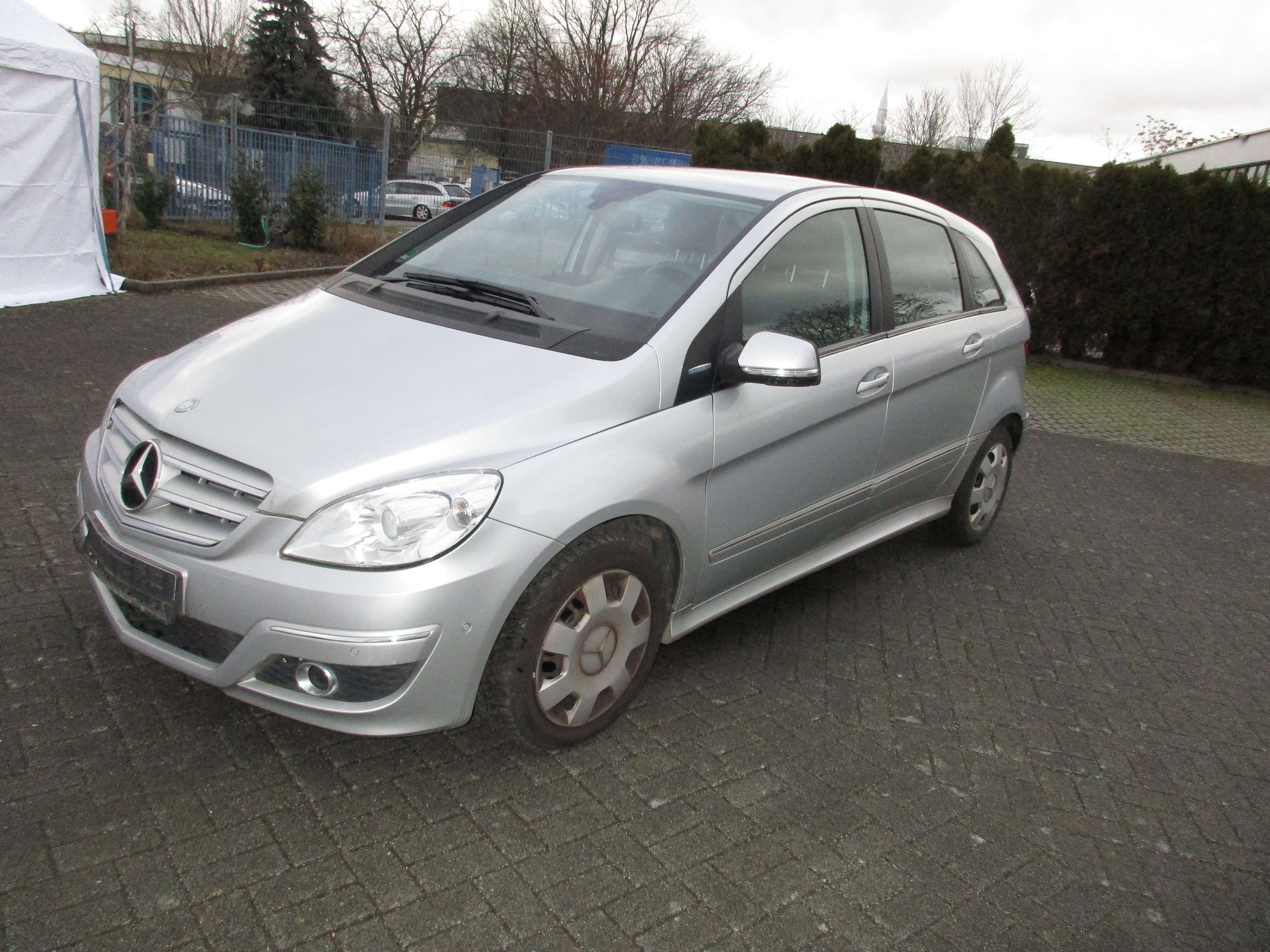 Second hand Mercedes Benz B-Class 180