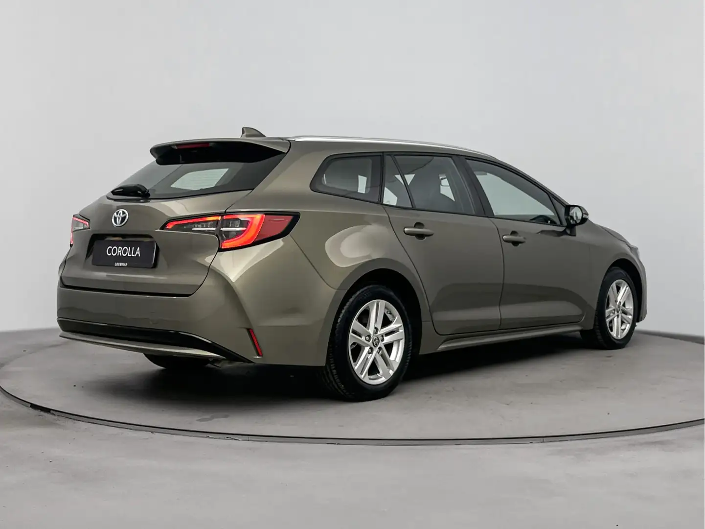 Toyota Corolla Touring Sports 1.8 Hybrid Active Limited | Navi | Bruin - 2