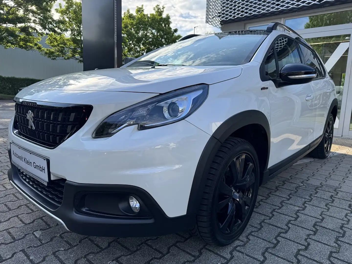Peugeot 2008 1.2 PureTech 130 Allure Allure Weiß - 1