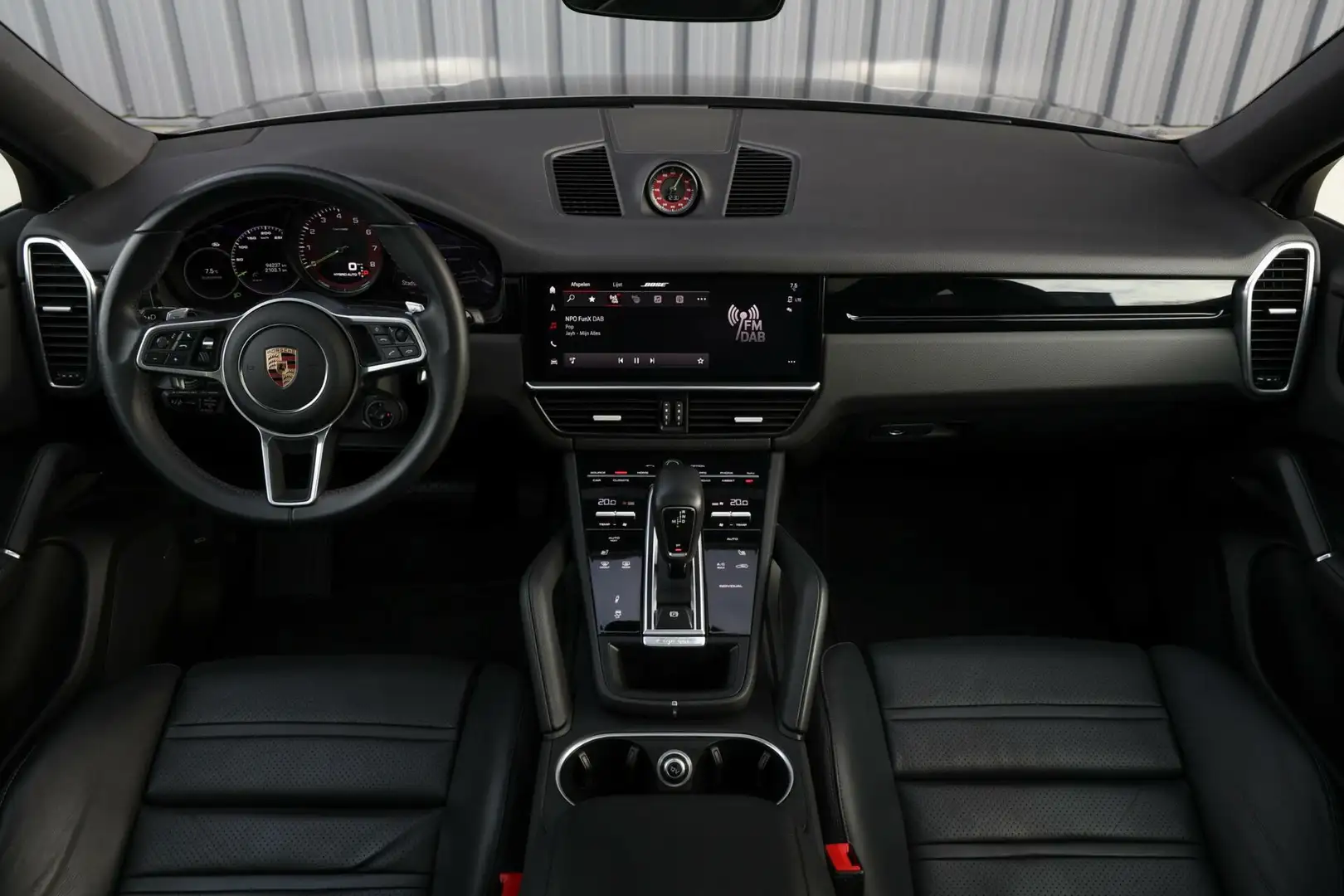 Porsche Cayenne Coupé 3.0 E-Hybrid|ACC|GTS-stoel|Chrono|Pano Gris - 2